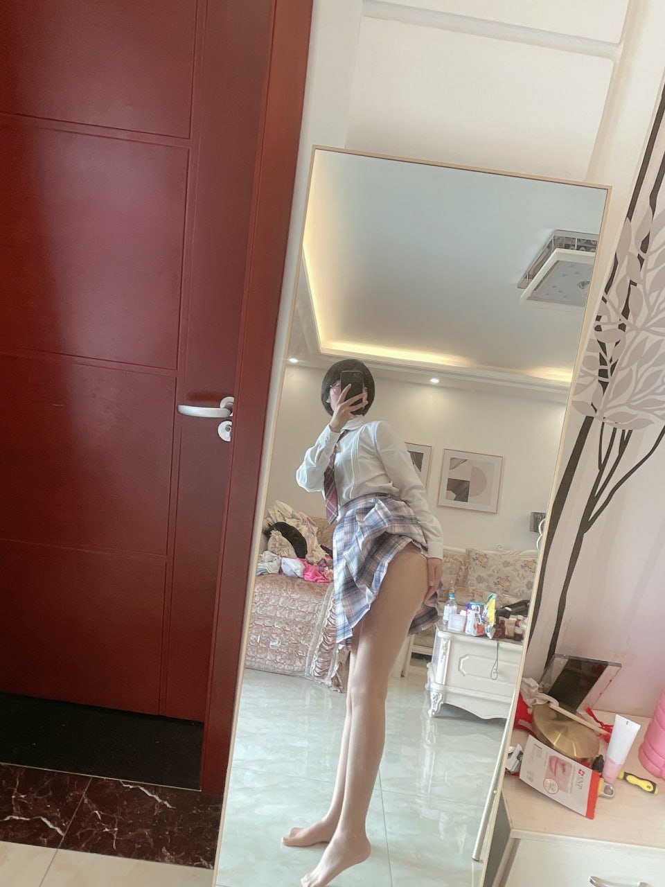 抖音61W粉 #王胜利 微密圈No.009期 Jk[16P 17M] - 写真摄影作品集封面，共23张照片