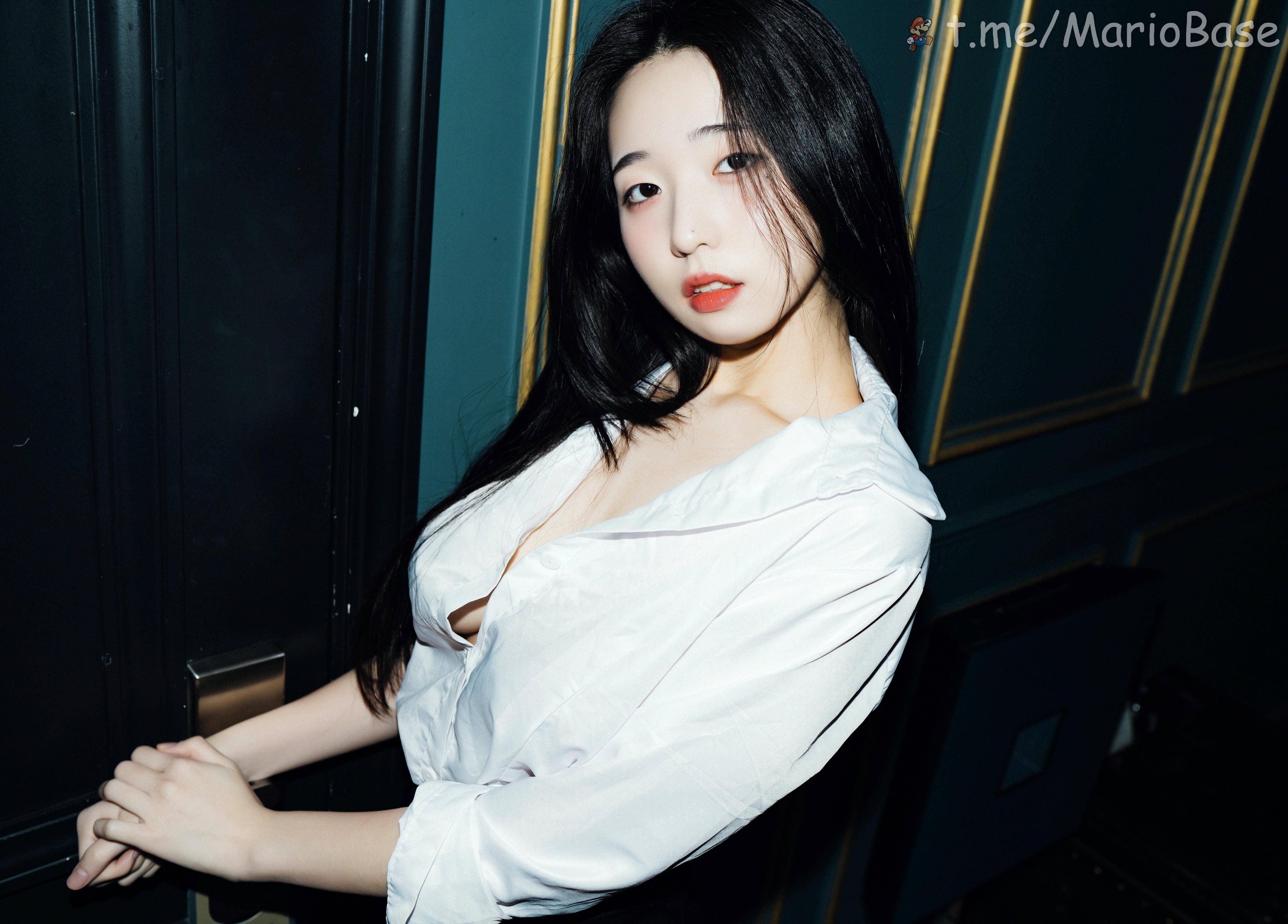 Yeon Woo (연우)   [Moon Night Snap] Last Night Vol.2 [75P1V] - 写真摄影作品第1张照片，fe9191f4aa6dcaa3cace1