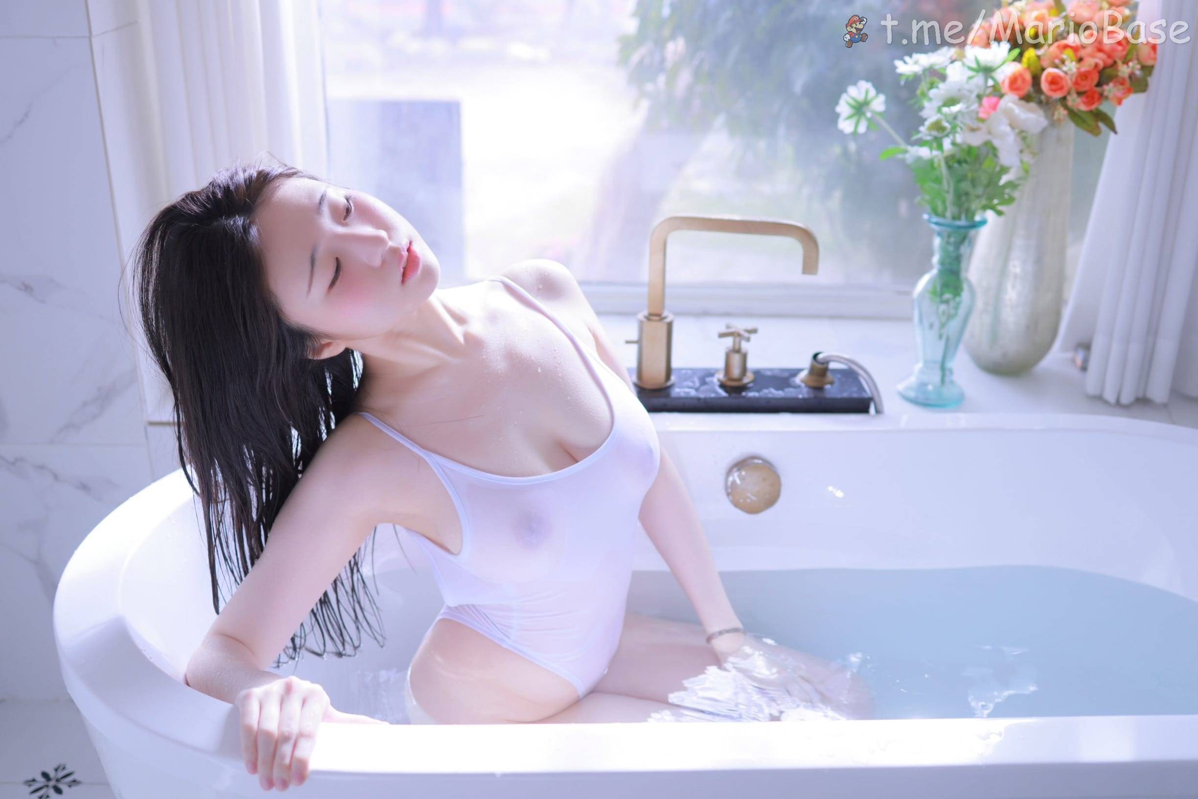 Yeon Woo (연우)   [Patreon] Bath Tub [215P2V] - 写真摄影作品第183张照片，20f1fcc75681fbf4b926c
