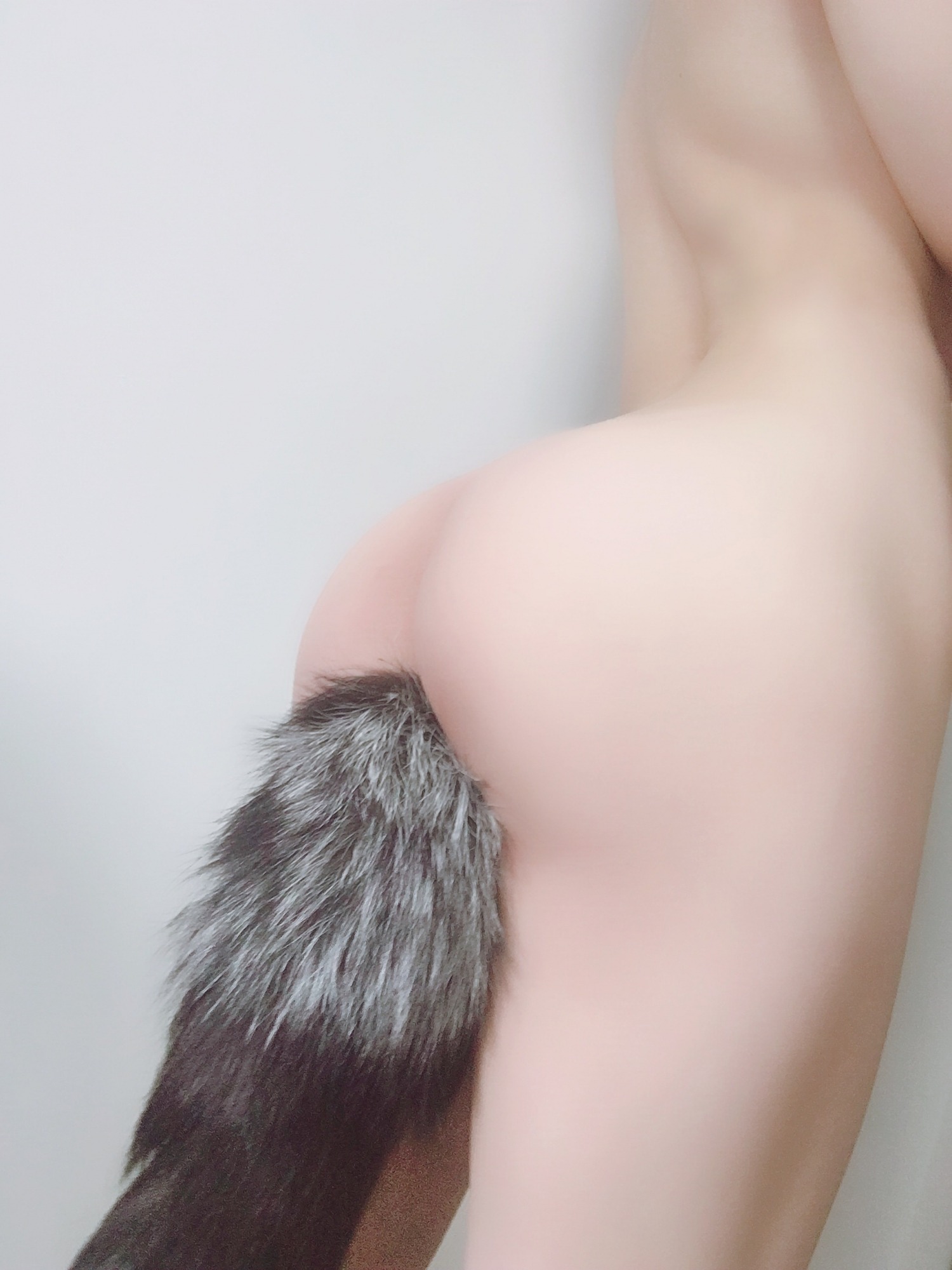 Yomi   狐尾套 [33P] - 写真摄影作品第24张照片，415d044f633285b237f8d