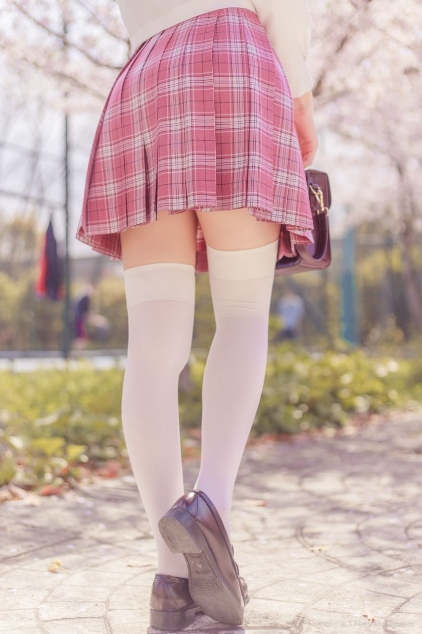 [Atfmaker] 桜満開の季節+スケスケ青いセーラー服[78P] - 写真摄影作品第56张照片，568b7fd7c6a4ec6c6b029