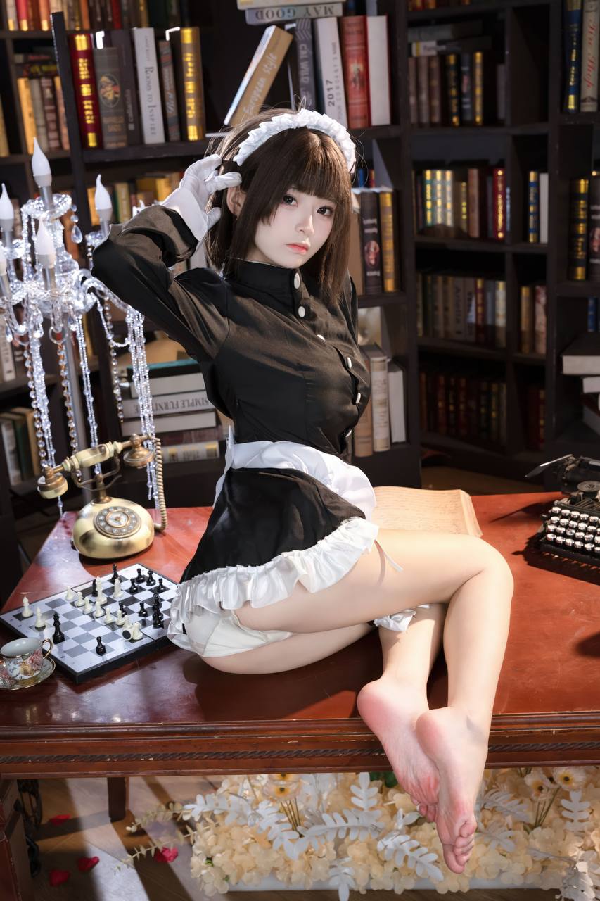 #九柒喵 No.027 – 琉璃川椿 [66P 825Mb] 标签🏷️#肥鲍 #粉足 #萝莉 - 写真摄影作品第70张照片，photo 28156