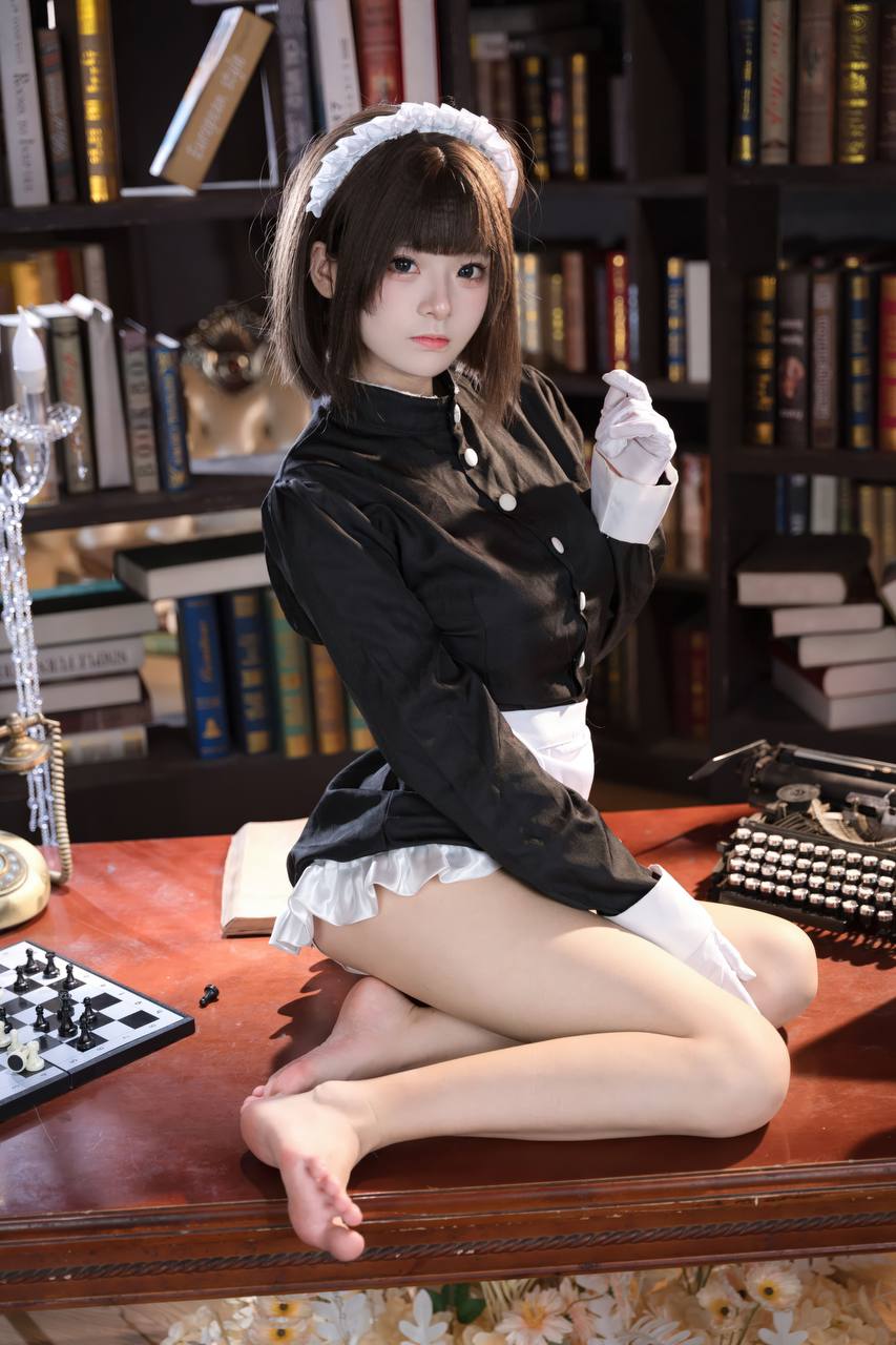 #九柒喵 No.027 – 琉璃川椿 [66P 825Mb] 标签🏷️#肥鲍 #粉足 #萝莉 - 写真摄影作品第33张照片，photo 28194