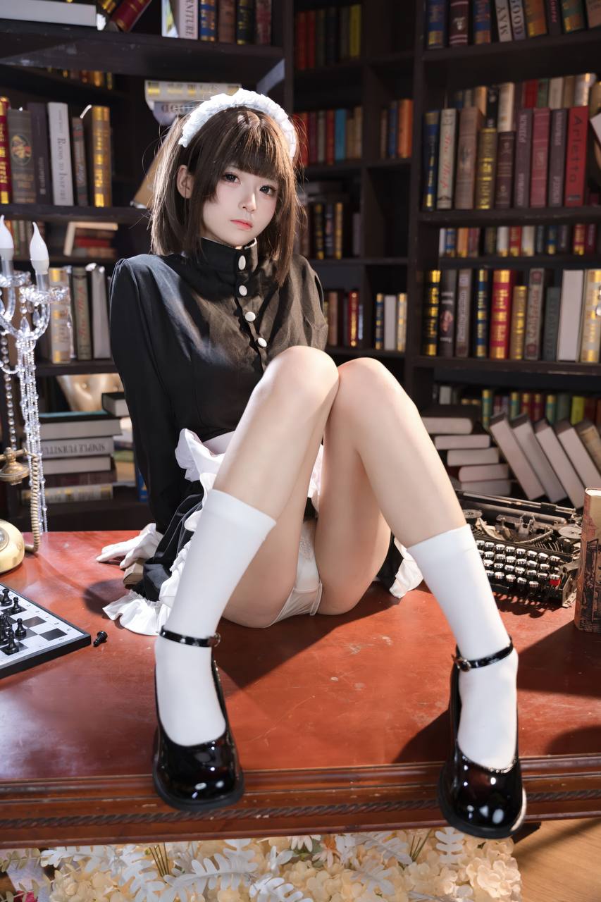 #九柒喵 No.027 – 琉璃川椿 [66P 825Mb] 标签🏷️#肥鲍 #粉足 #萝莉 - 写真摄影作品第27张照片，photo 28195
