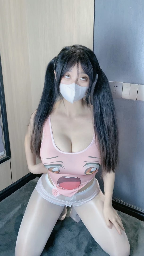 抖音107W粉 #洁己U 微密圈No.089期 御姐的黑丝 [23P+V 71Mb] - 写真摄影作品第14张照片，photo 136654