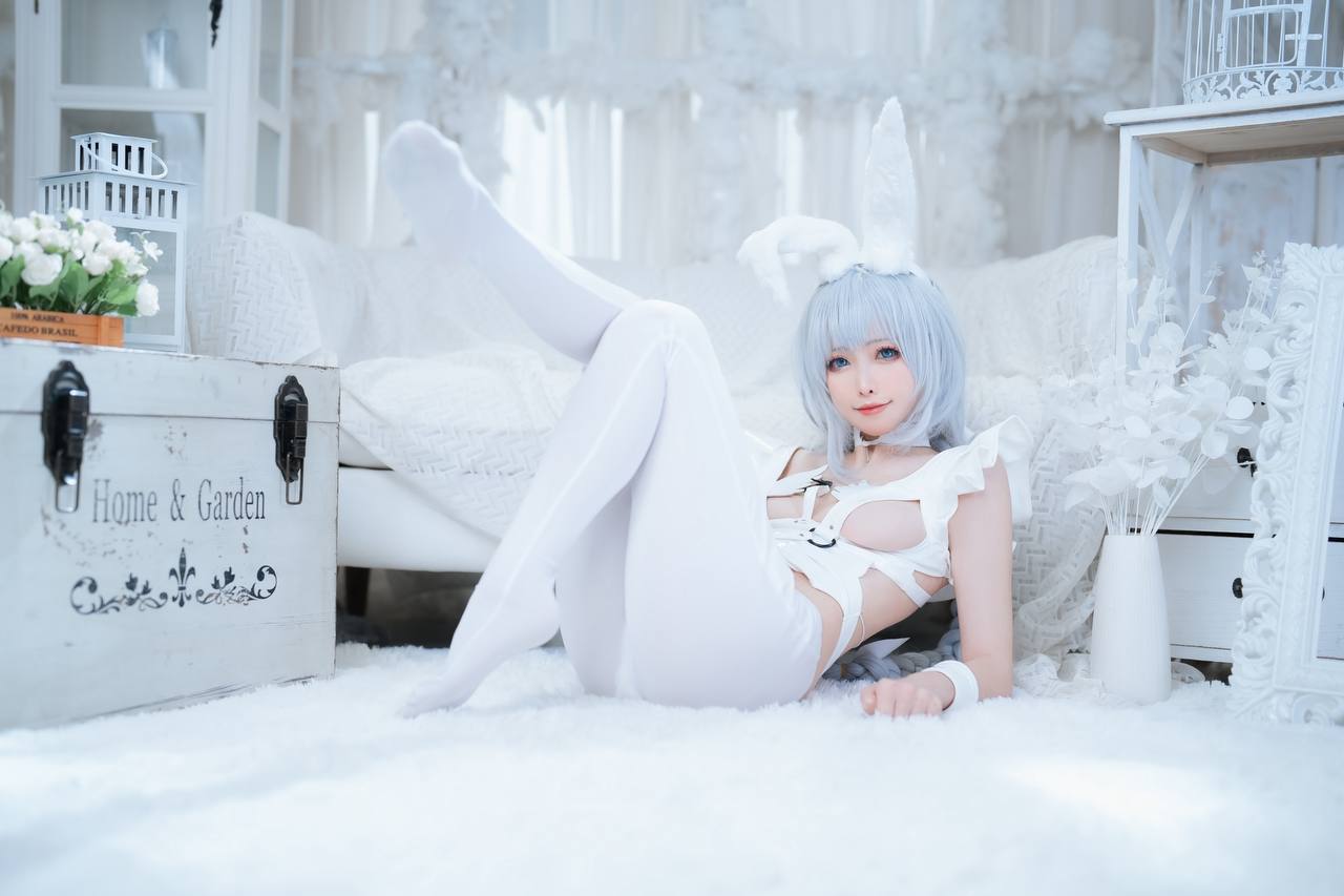 #樱岛嗷 樱岛嗷 – 碧蓝航线 恶毒懒懒的白兔 [19P 145Mb] 标签🏷️#Cosplay #写 - 写真摄影作品第66张照片，photo 28344