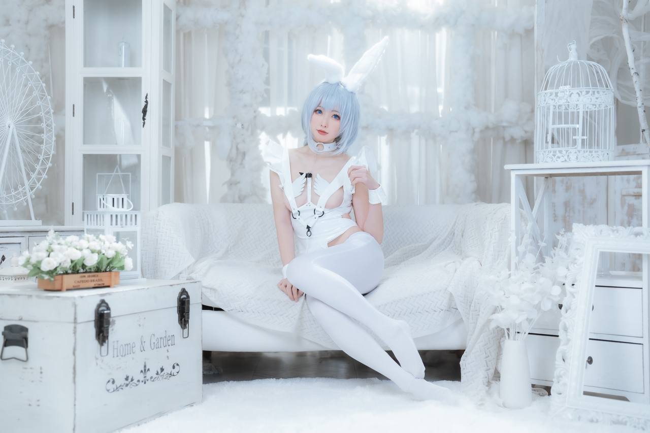 #樱岛嗷 樱岛嗷 – 碧蓝航线 恶毒懒懒的白兔 [19P 145Mb] 标签🏷️#Cosplay #写 - 写真摄影作品第57张照片，photo 28353