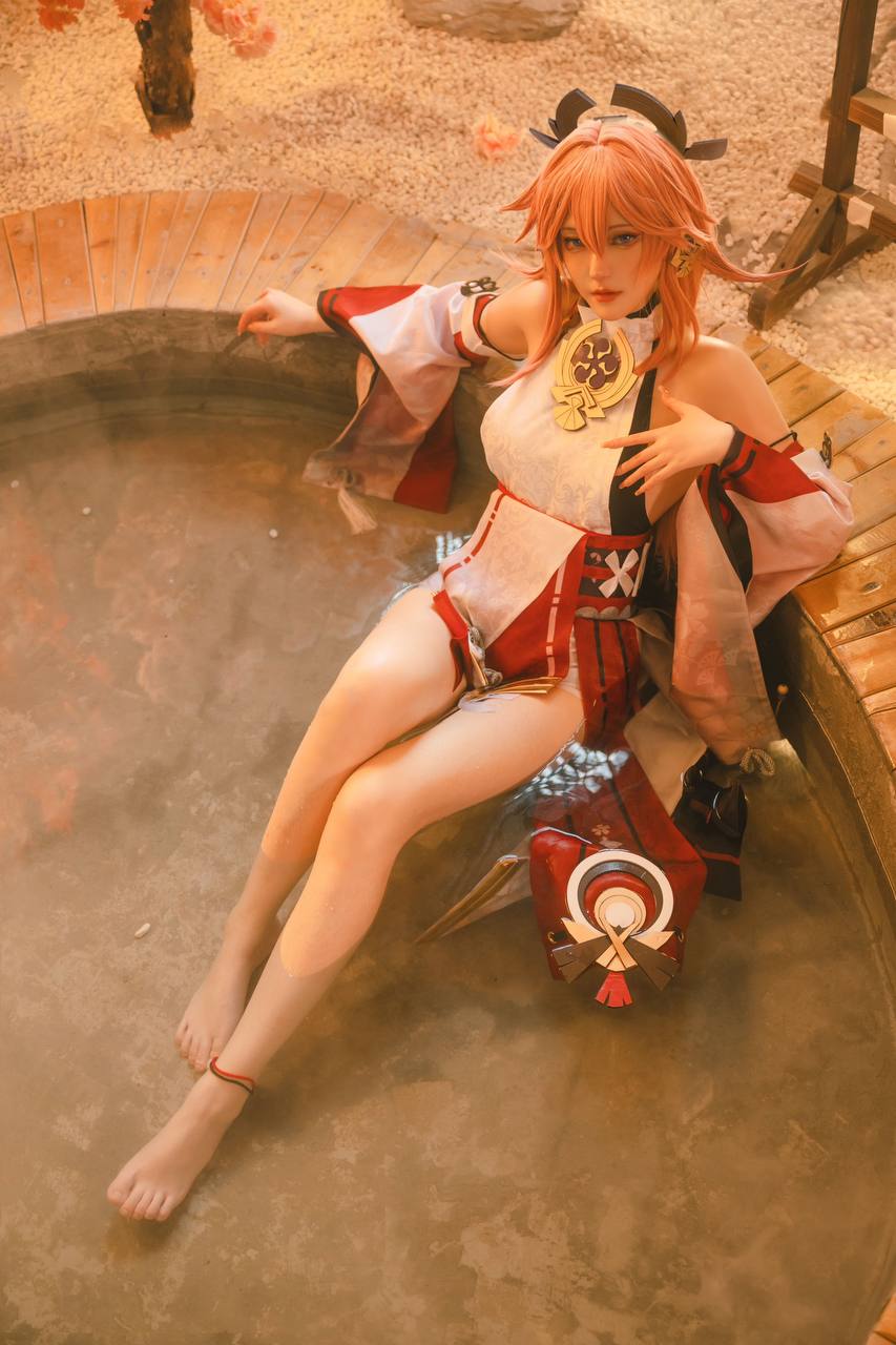 #蛋黄Mayo No.001 – 八重神子 [34P 209Mb] 标签🏷️#Cosplay #爆乳 #裸足 - 写真摄影作品第36张照片，photo 28425