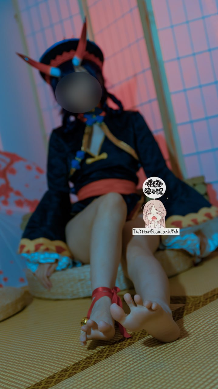 #凉凉子   碧蓝航线 雷根斯堡 标签🏷#玉足 #粉嫩 #美臀 - 写真摄影作品第57张照片，photo 43513