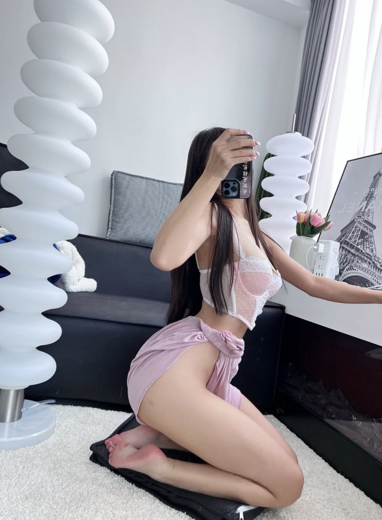 #唯一甜甜圈 微密圈No.001期 黑丝旗袍【25P】 - 写真摄影作品第45张照片，photo 137002
