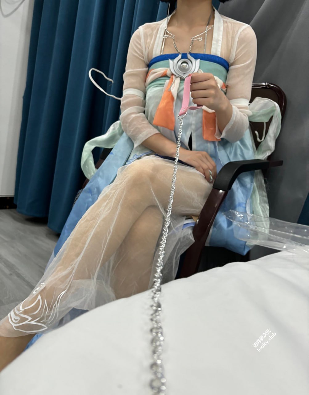 #羞涩兔   [520门槛]含新增 标签🏷 #萝莉 #嫩穴 #福利姬 - 写真摄影作品第10张照片，photo 44421