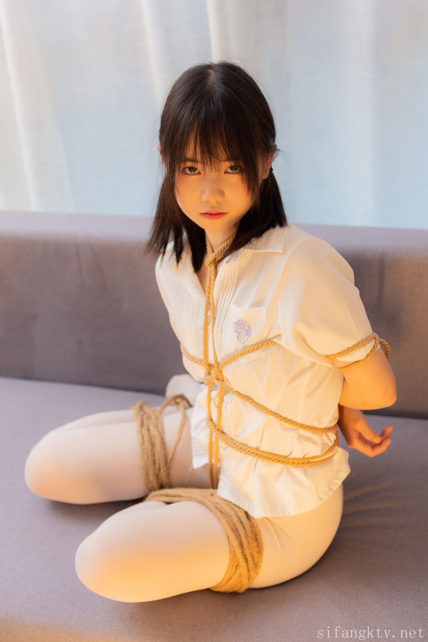 [少女秩序] VIP 小鱼 - 捆绑 R18 - 写真摄影作品第31张照片，1753851368276