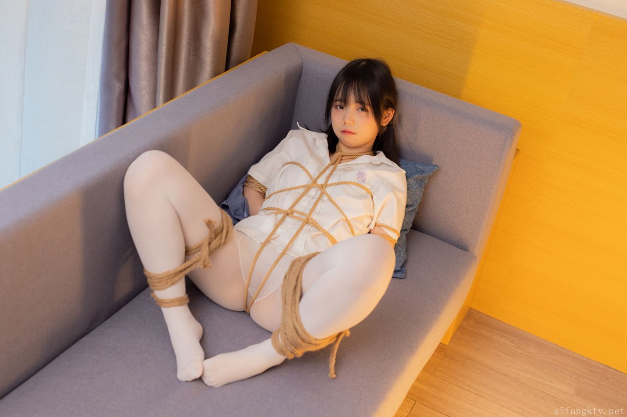 [少女秩序] VIP 小鱼 - 捆绑 R18 - 写真摄影作品第18张照片，1753851382066