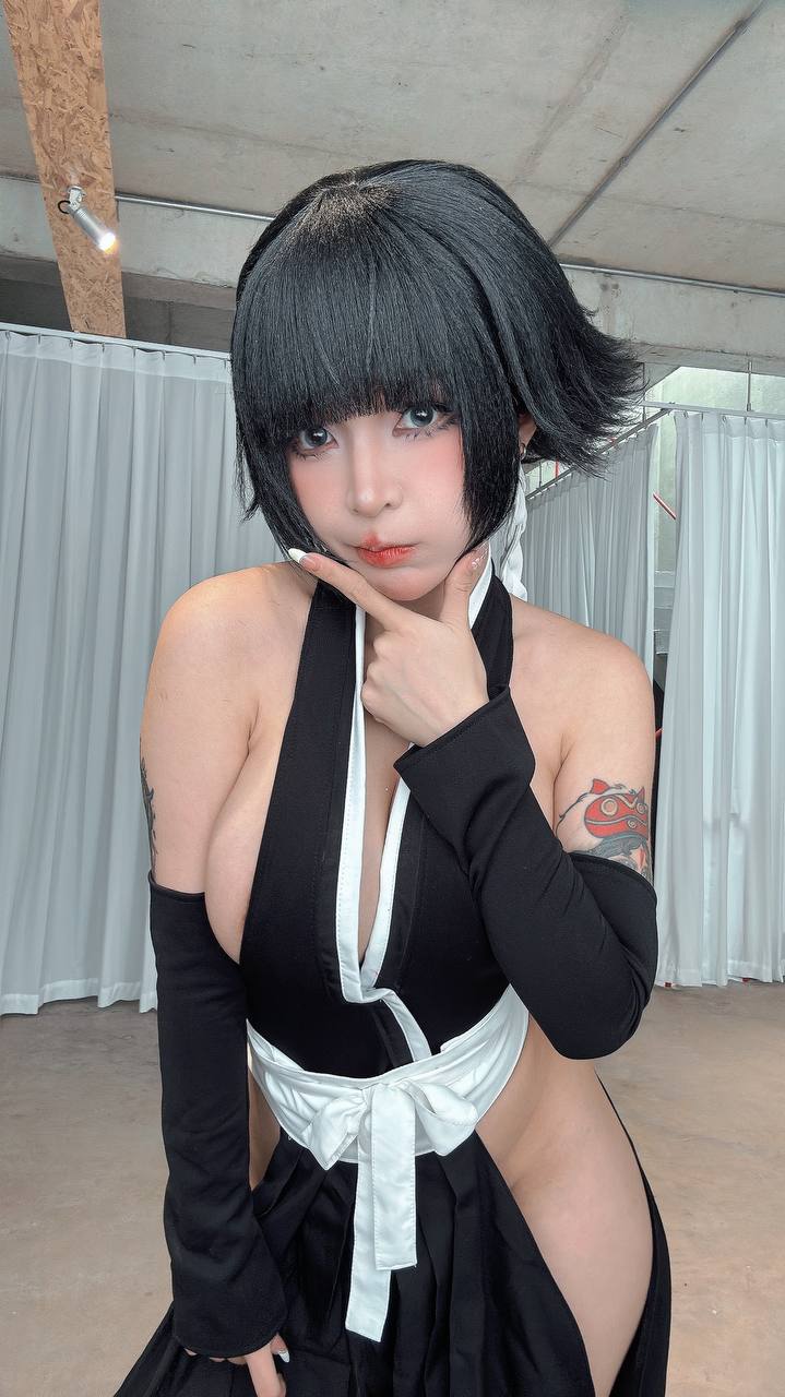 #Umeko J Umeko J – Soifon [121P 778Mb] 标签🏷️#巨乳 #白虎 #蜜桃臀 - 写真摄影作品第16张照片，photo 29424