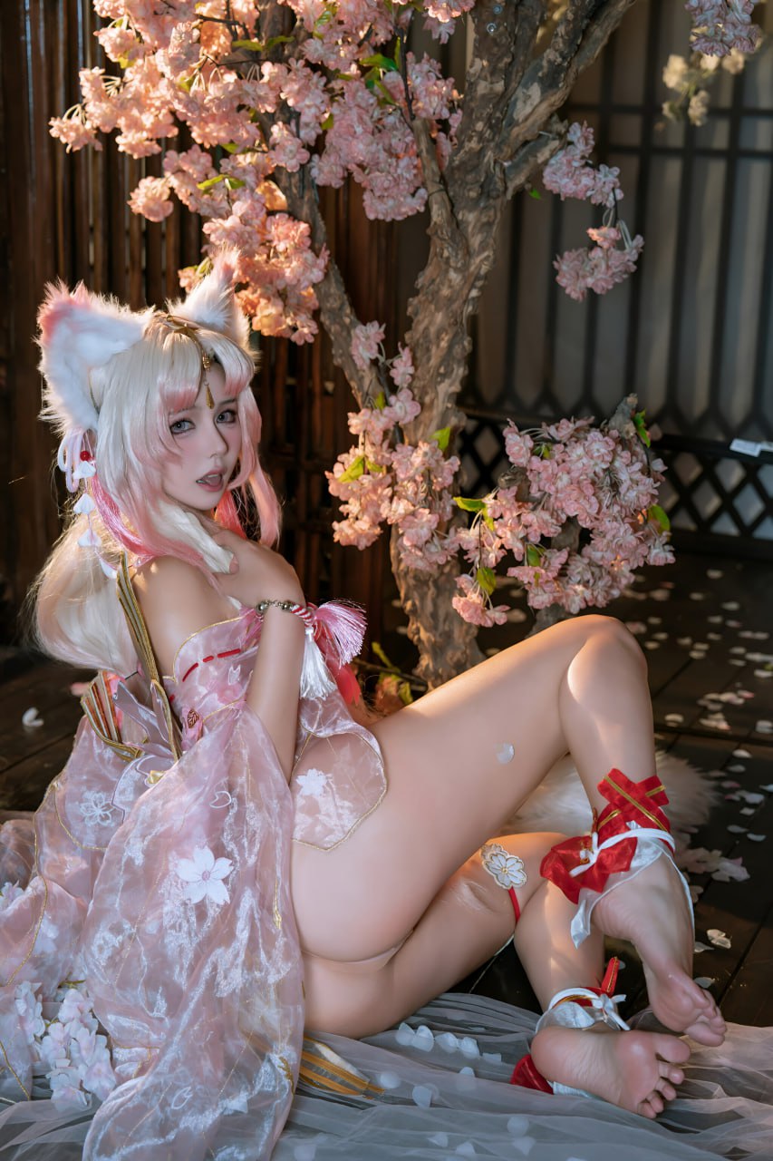 #七月喵子   核桃仁 标签🏷 #巨乳 #御姐 #猫耳 - 写真摄影作品第18张照片，photo 44937