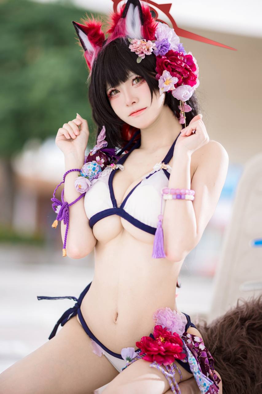 #九柒喵 No.028 – 蔚蓝档案·狐坂若藻 泳装 [23P 156Mb] 标签🏷️#爆乳 #粉足 # - 写真摄影作品第19张照片，photo 29498