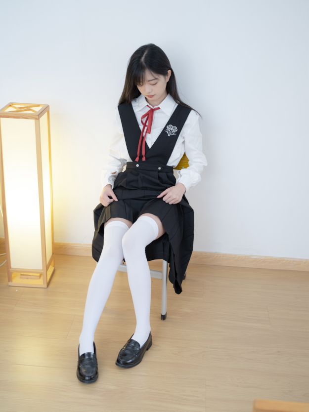 [少女秩序] VIP 晞可 - 束缚衣 - 写真摄影作品第108张照片，0ff4a2496e60c78f1af98