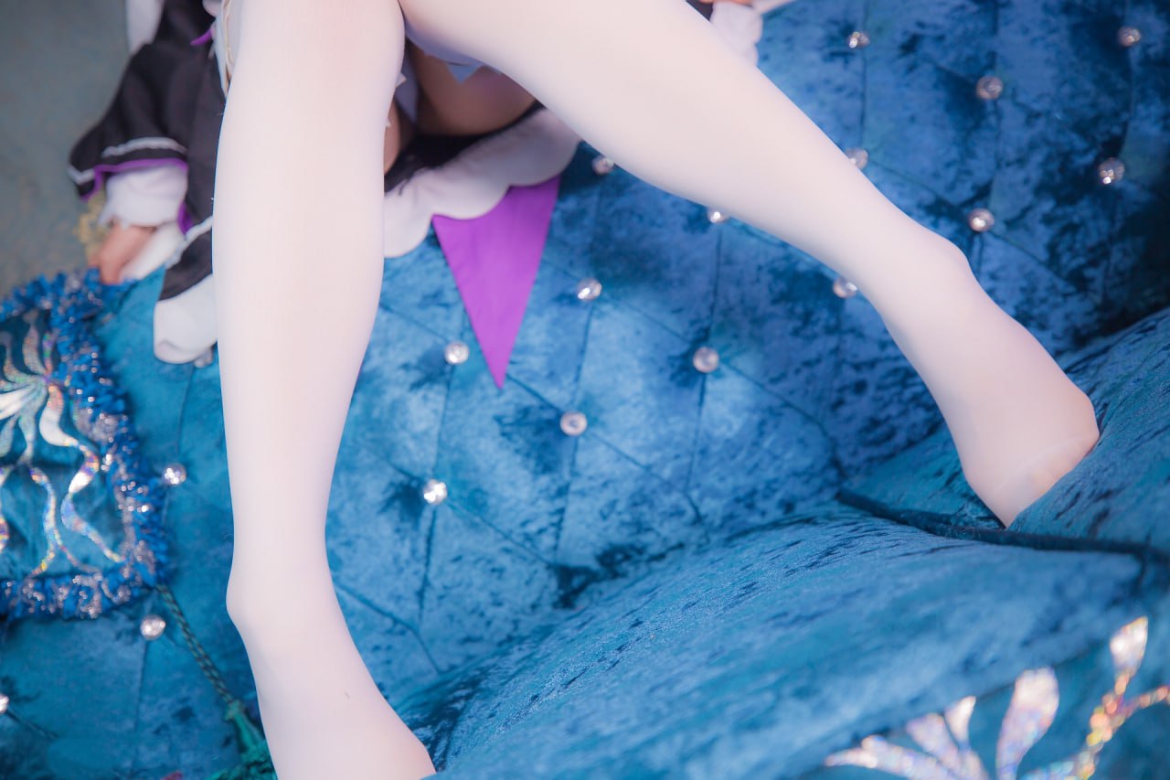 #喵嗚少女   Rezero 雷姆 标签🏷 #白丝 #粉嫩 #美腿 - 写真摄影作品第39张照片，photo 44695
