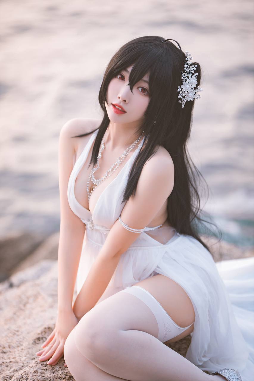 #宮本桜 #宫本桜 – 碧蓝航线 大凤 [32P 397Mb] 标签🏷️#Cosplay #肉腿 #爆乳 - 写真摄影作品第23张照片，photo 29134