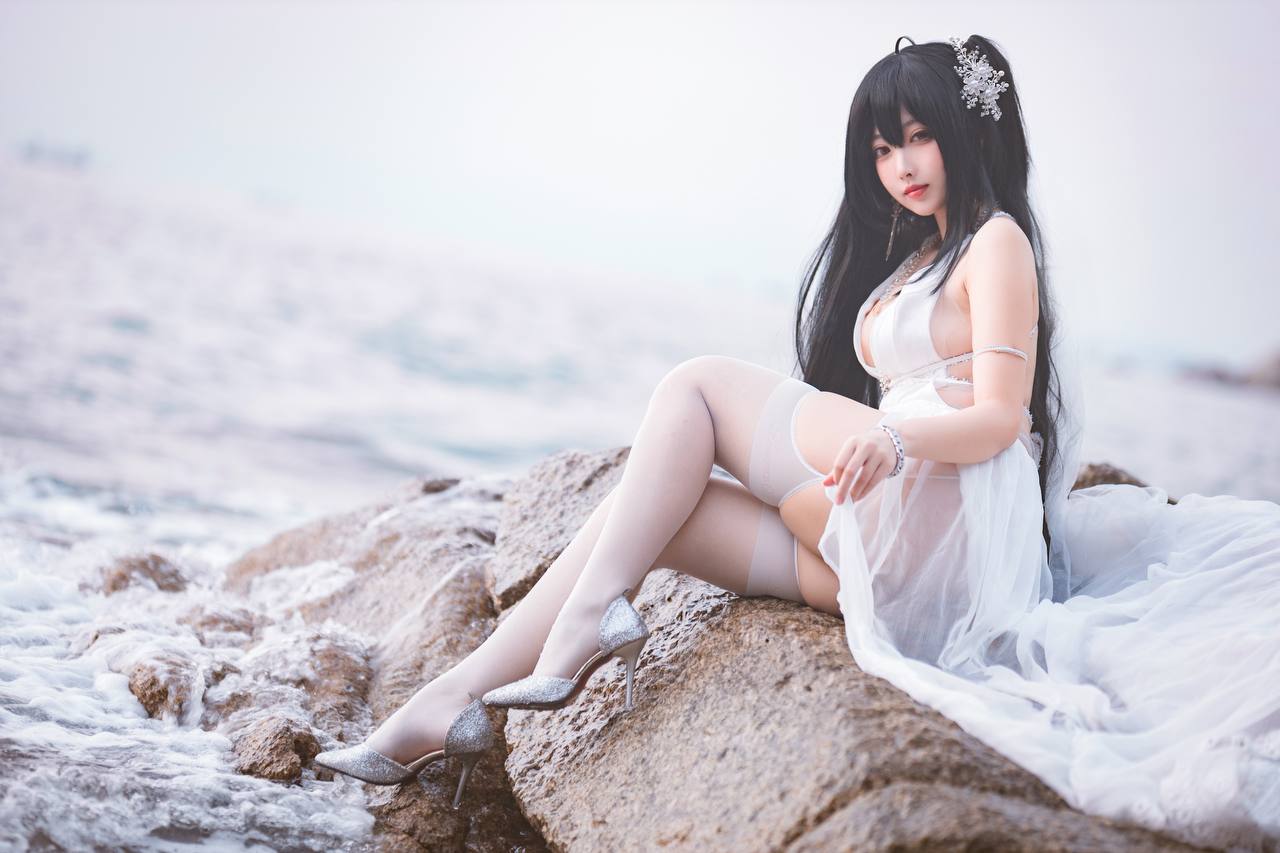 #宮本桜 #宫本桜 – 碧蓝航线 大凤 [32P 397Mb] 标签🏷️#Cosplay #肉腿 #爆乳 - 写真摄影作品第13张照片，photo 29142