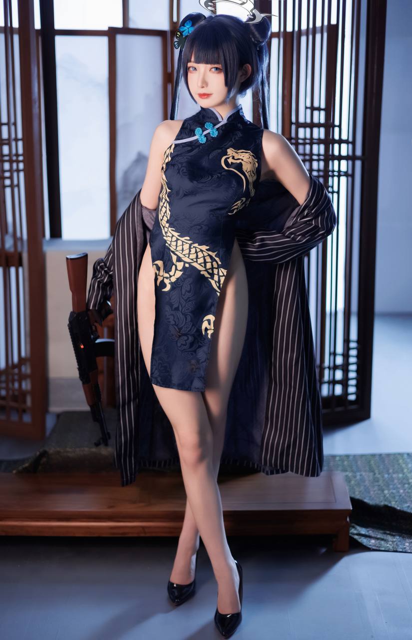 #封疆疆V 封疆疆 – 碧蓝档案 妃咲 [34P 348Mb] 标签🏷️#Cosplay #旗袍 #足控 - 写真摄影作品第31张照片，photo 29228
