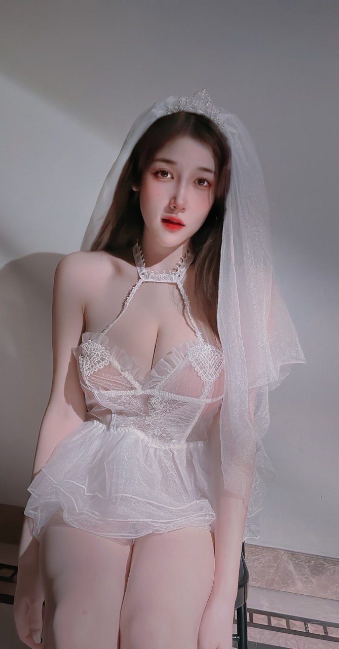 抖音120W分 #可可西Yyy 微密圈No.004期 纯情婚纱下的Rq[26P+7V 163.4M] - 写真摄影作品第12张照片，photo 137539