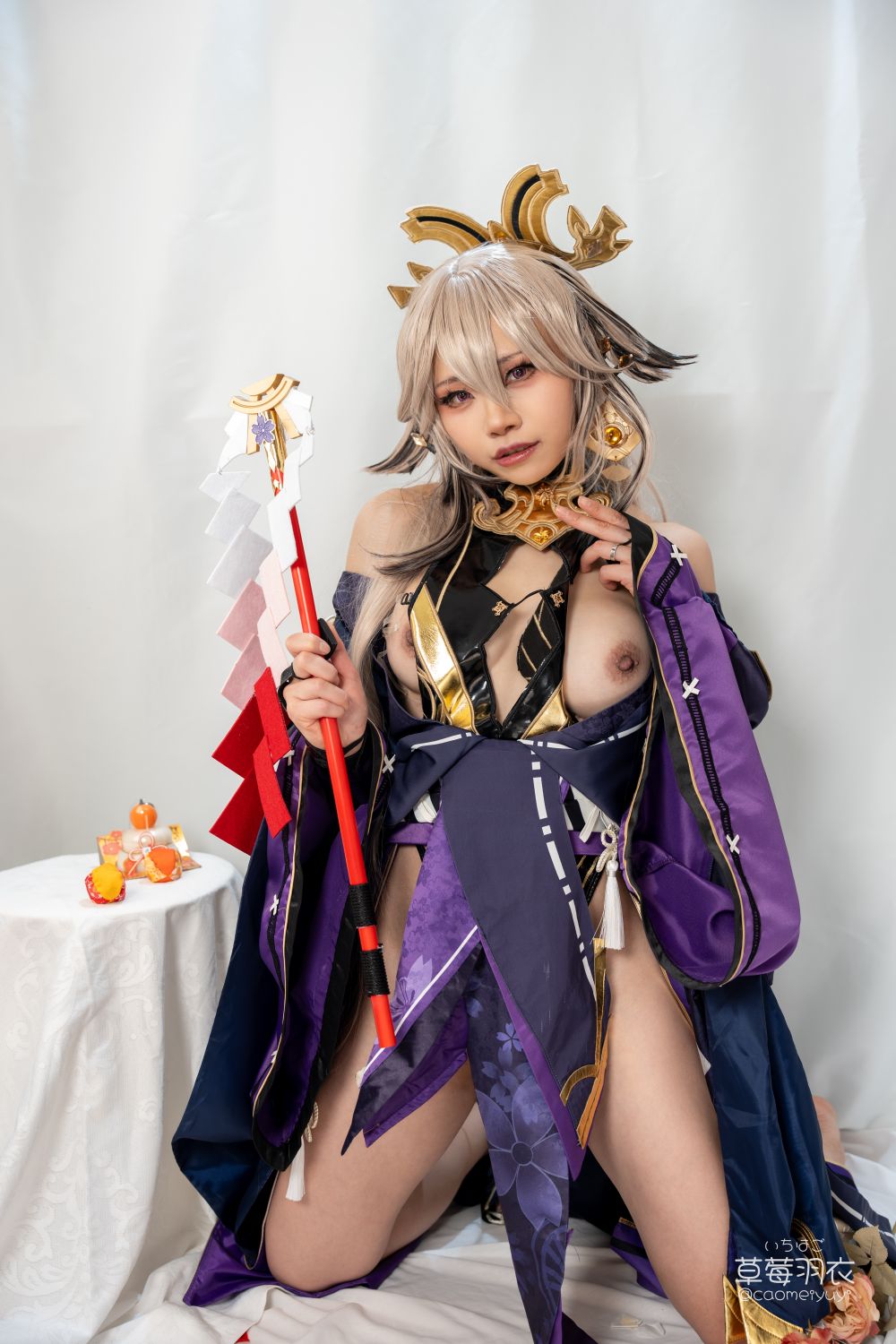 草莓羽衣   T2 黒ギャル八重神子 墨桜色の夜笙雅芸 [28P1V] - 写真摄影作品第5张照片，e1268bc742174136eca60