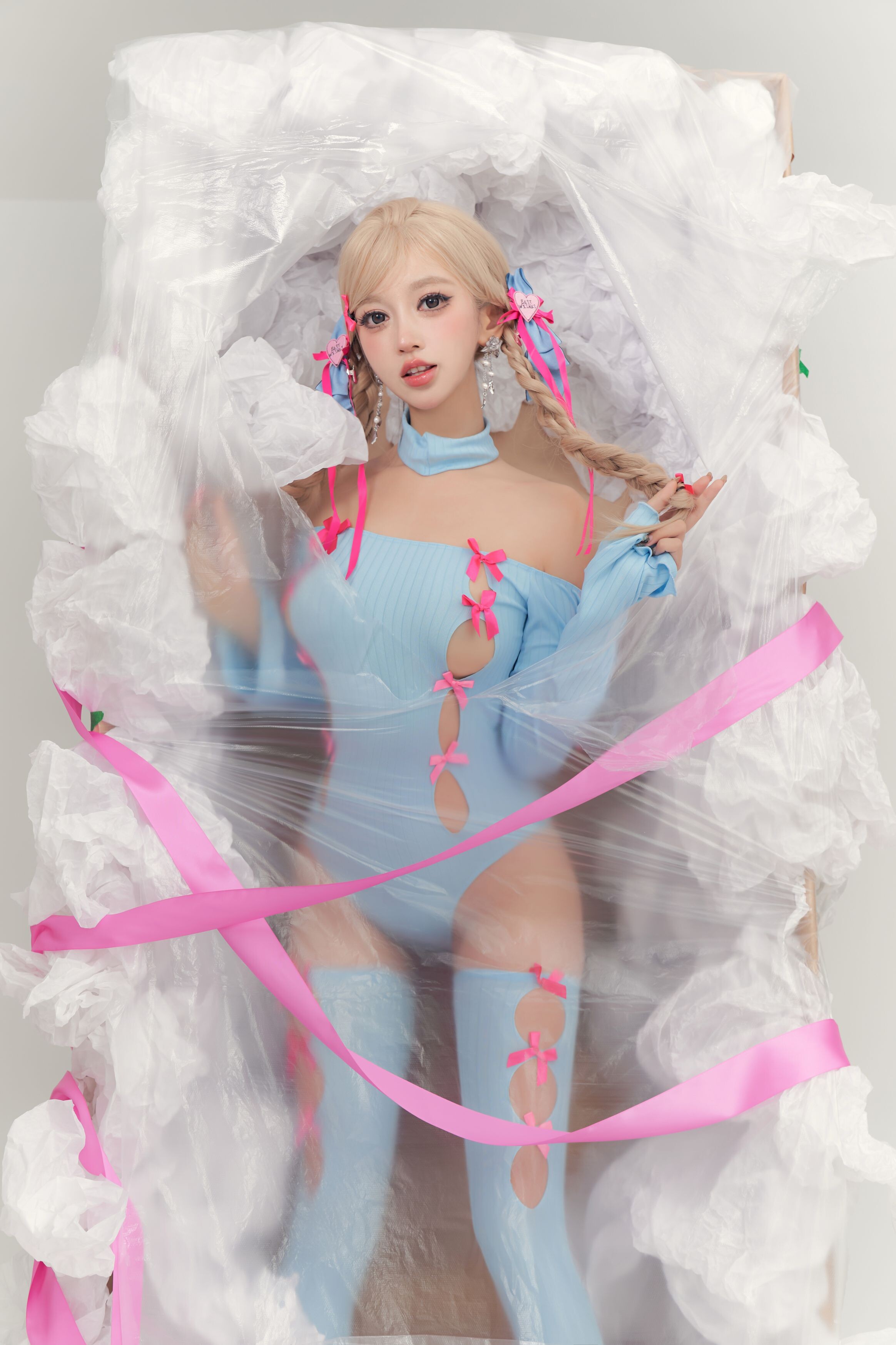 过期米线线喵   异世界玩偶 [56P 796M] - 写真摄影作品第14张照片，1-4afa1952896c0b739
