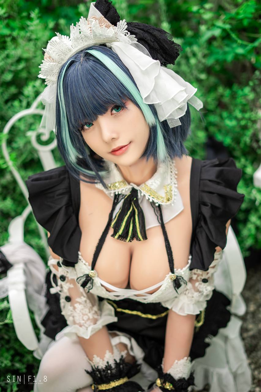#Messie Huang Cheshire Azur Lane [20P 75Mb] 标签🏷️#Cosplay #白丝 #爆乳 - 写真摄影作品第14张照片，photo 29881
