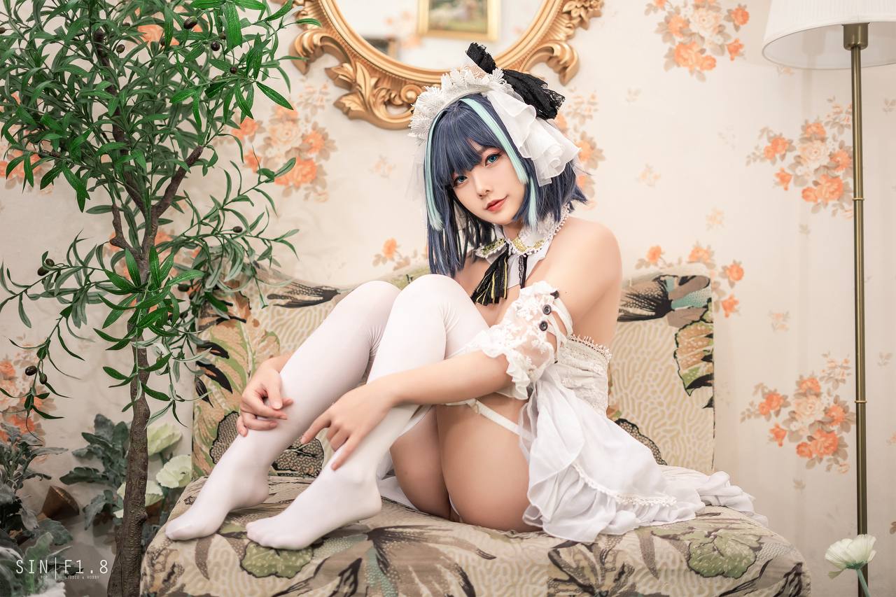 #Messie Huang Cheshire Azur Lane [20P 75Mb] 标签🏷️#Cosplay #白丝 #爆乳 - 写真摄影作品第7张照片，photo 29890