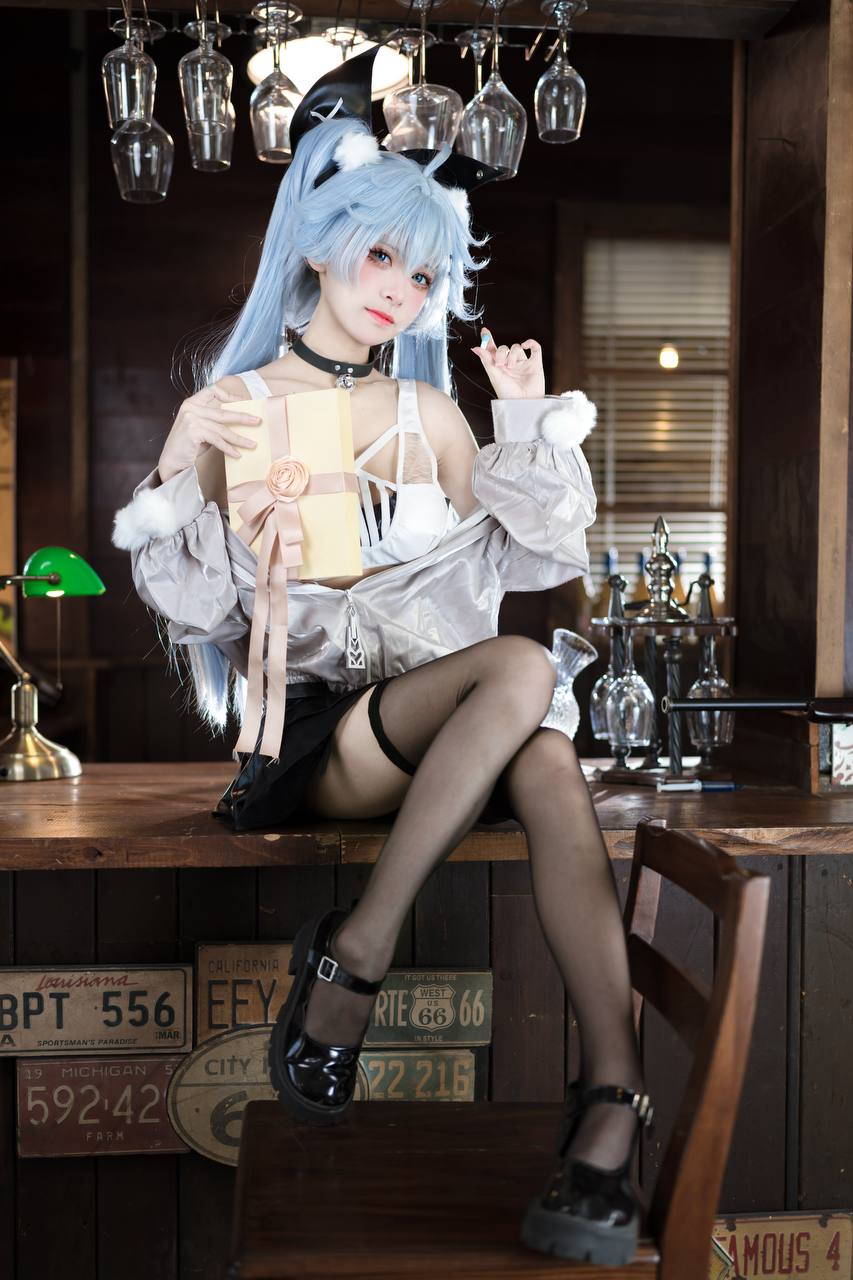 #九柒喵 No.029 – 少女前线·芙洛伦 药心 [29P 276Mb] 标签🏷️#黑丝 #粉足 #萝 - 写真摄影作品第30张照片，photo 30468