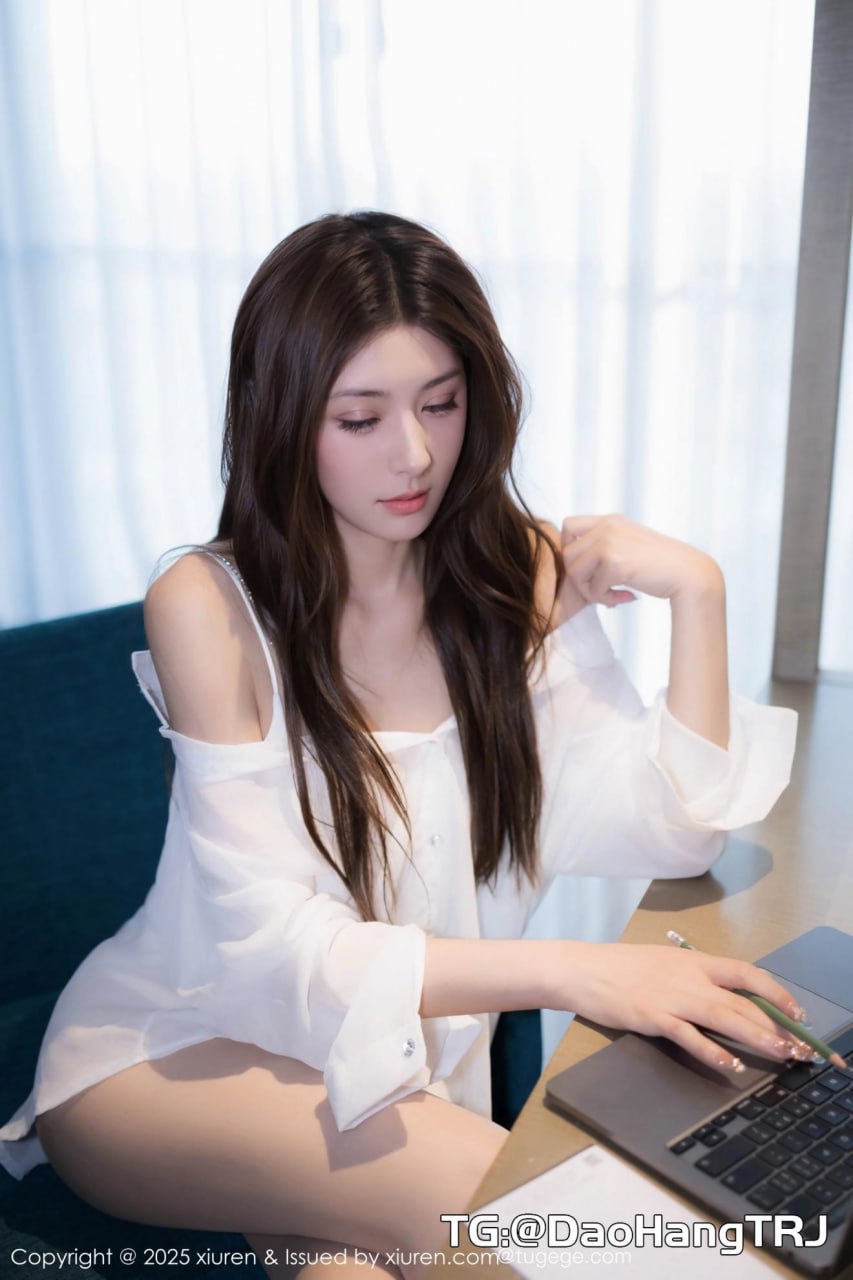 【Xiuren秀人网】 Vol：10502 悅兮 《白色衬衣》 更多套图点击评论区 #秀人网 # - 写真摄影作品第80张照片，photo 36013