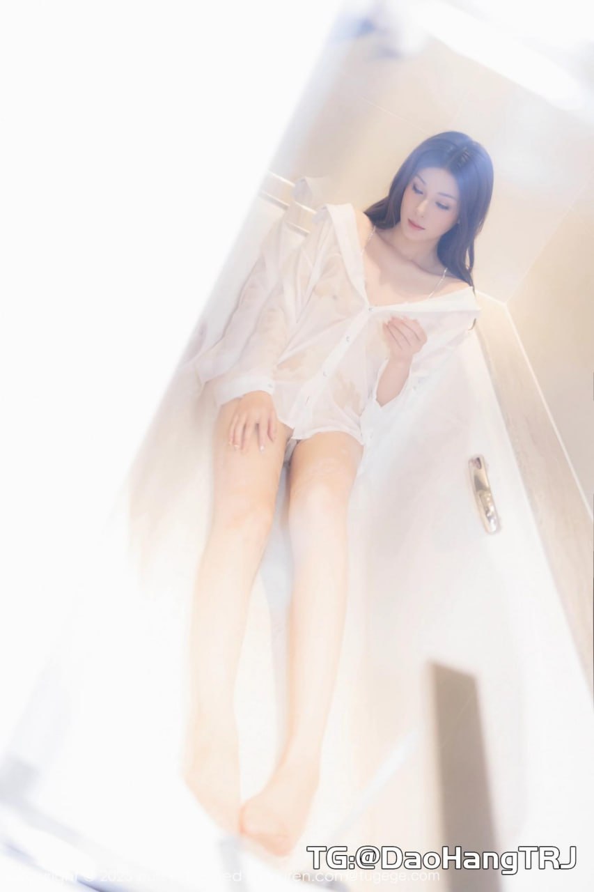 【Xiuren秀人网】 Vol：10502 悅兮 《白色衬衣》 更多套图点击评论区 #秀人网 # - 写真摄影作品第51张照片，photo 36042
