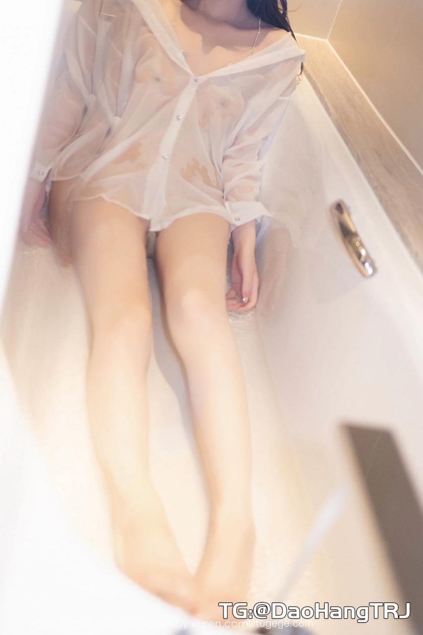 【Xiuren秀人网】 Vol：10502 悅兮 《白色衬衣》 更多套图点击评论区 #秀人网 # - 写真摄影作品第30张照片，photo 36061