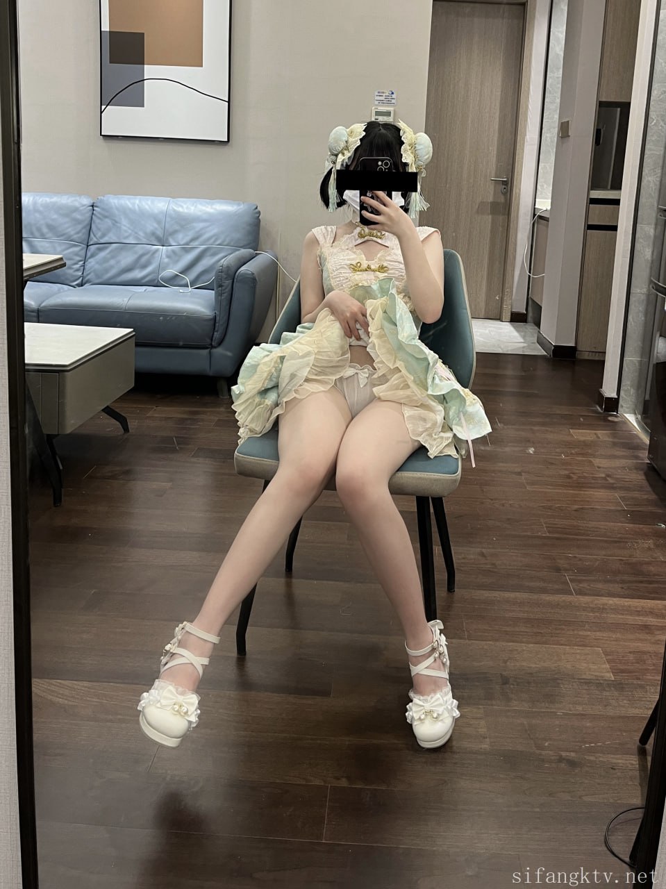#猫屋少女   像梨子一样清甜 标签🏷 #萝莉 #自拍 #福利姬 - 写真摄影作品第34张照片，photo 45766