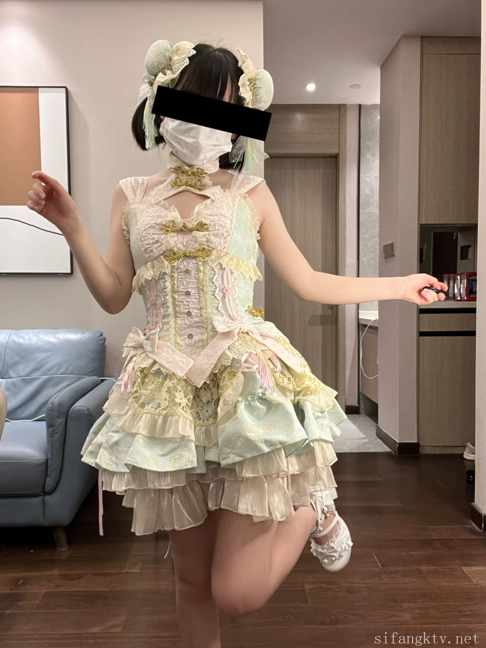 #猫屋少女   像梨子一样清甜 标签🏷 #萝莉 #自拍 #福利姬 - 写真摄影作品第27张照片，photo 45771