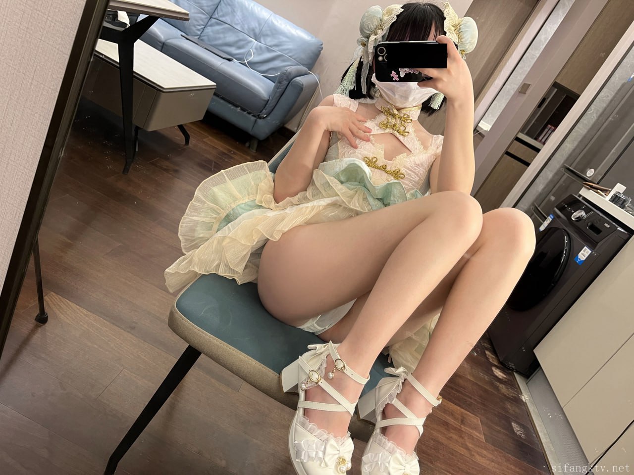 #猫屋少女   像梨子一样清甜 标签🏷 #萝莉 #自拍 #福利姬 - 写真摄影作品第9张照片，photo 45788