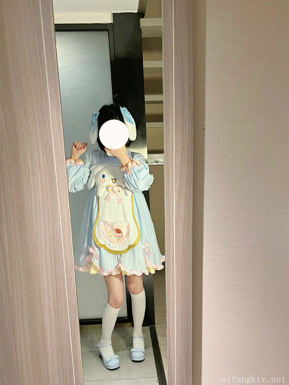 #猫屋少女   赠一套玉桂狗图包 标签🏷 #萝莉 #自拍 #福利姬 - 写真摄影作品第37张照片，photo 45855