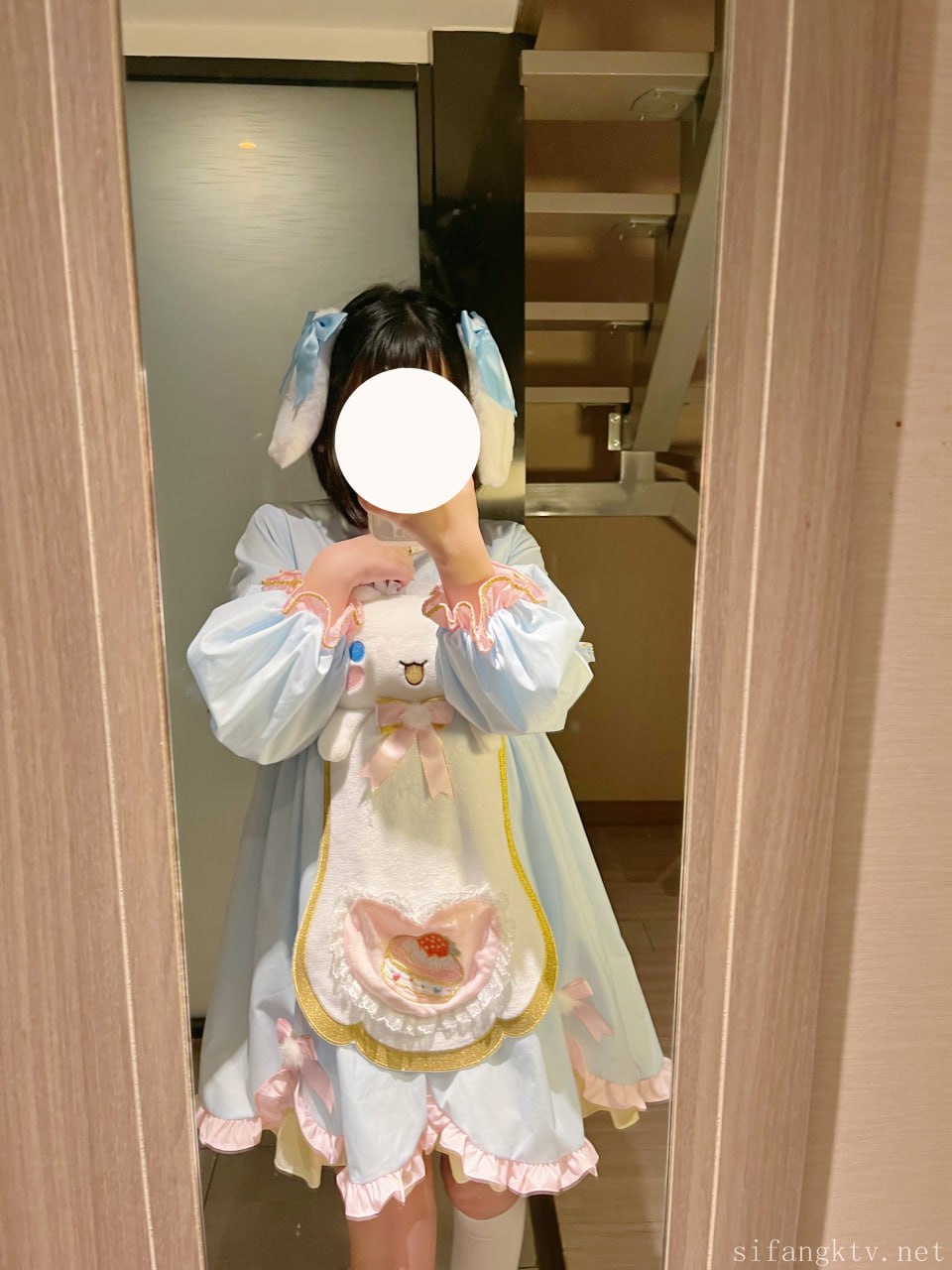 #猫屋少女   赠一套玉桂狗图包 标签🏷 #萝莉 #自拍 #福利姬 - 写真摄影作品第30张照片，photo 45864