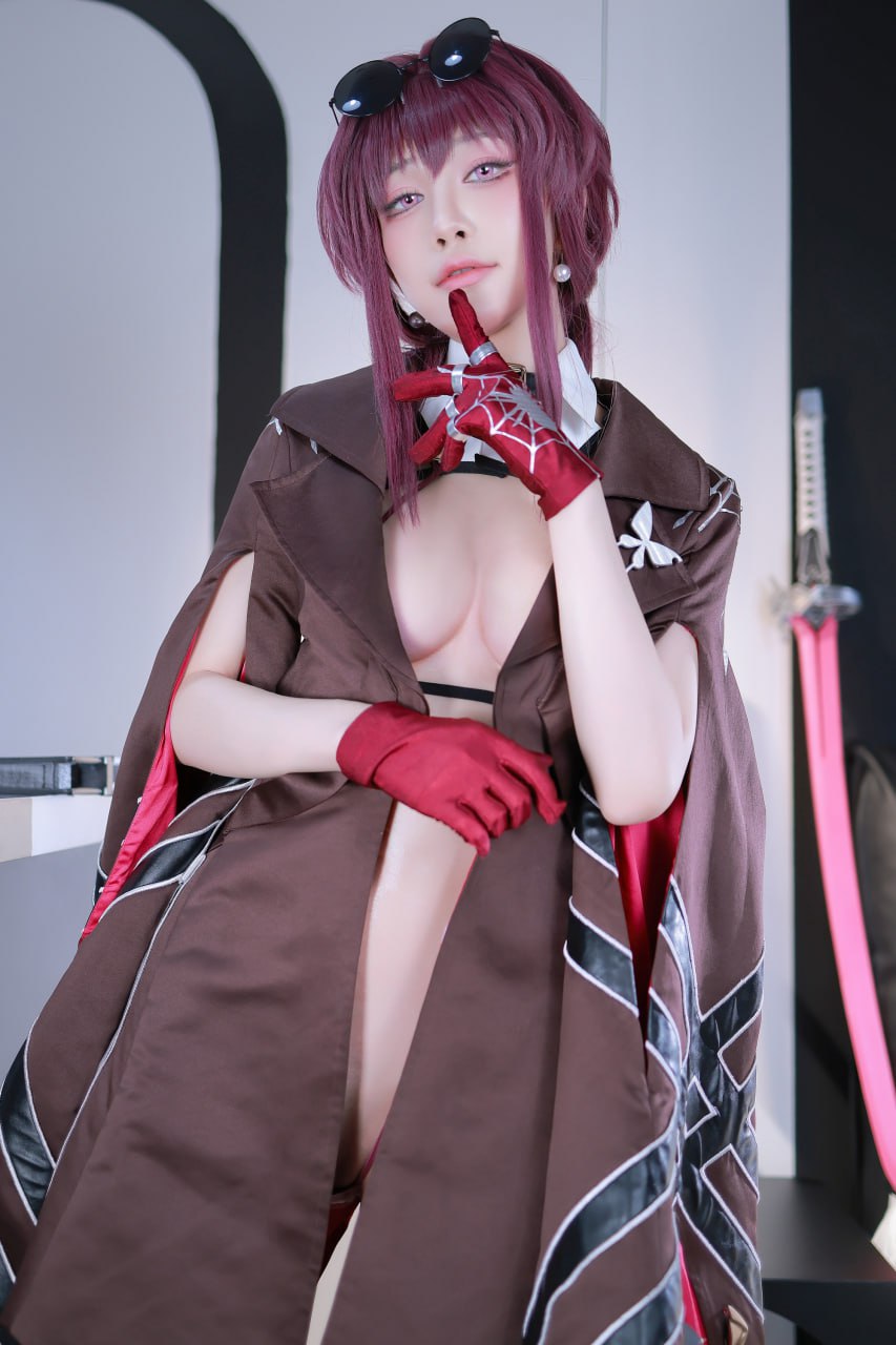 #水淼Aqua   崩坏：星穹铁道 卡芙卡 标签🏷 #黑丝 #巨乳 #美臀 - 写真摄影作品第93张照片，photo 46443