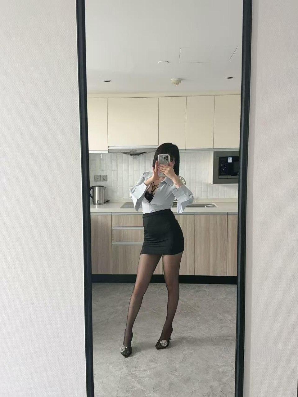 抖音11W粉 #Tina很妖孽呀 秘语空间No.009期 黑丝Ol【11P】 - 写真摄影作品第2张照片，photo 138781