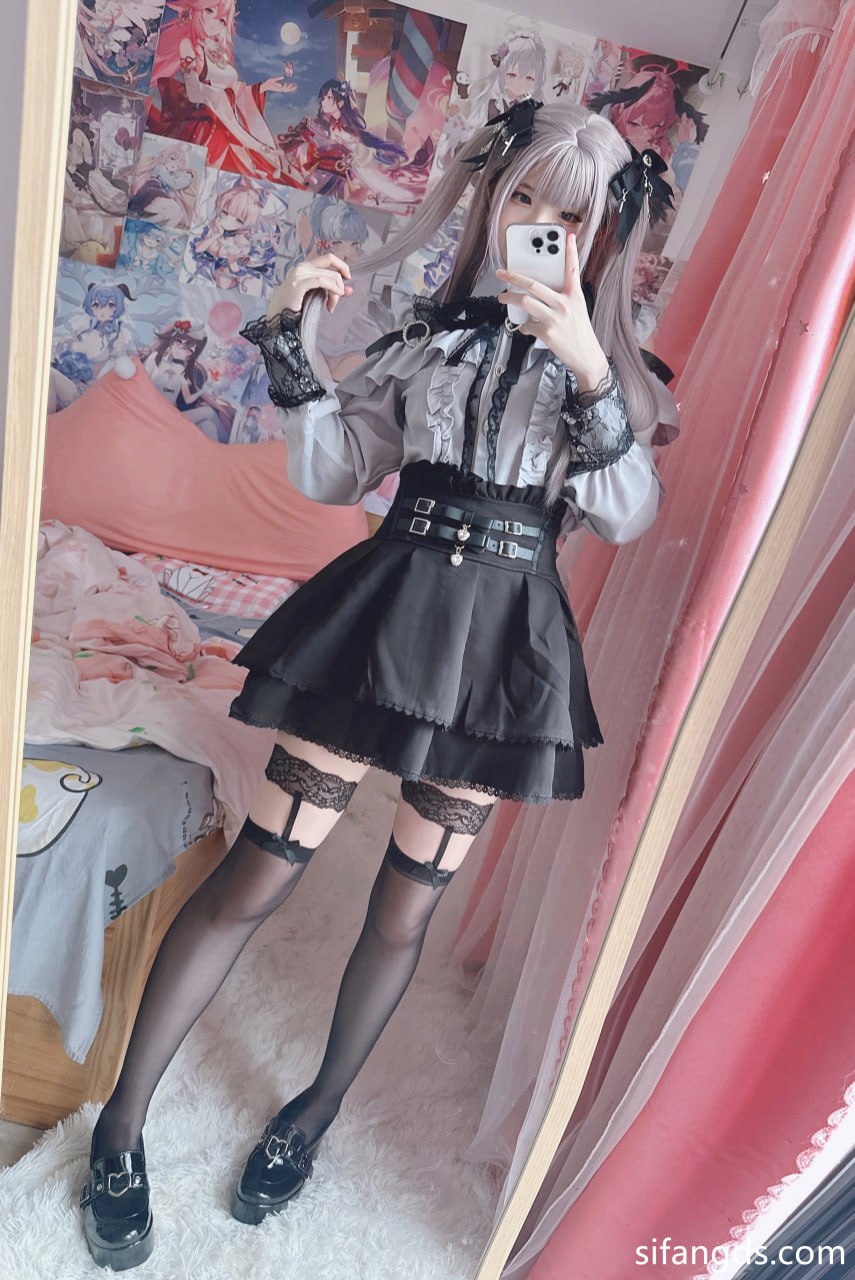 #习呆呆   2025年7月 私服 标签🏷 #萝莉 #粉嫩 #福利姬 - 写真摄影作品第18张照片，photo 47471