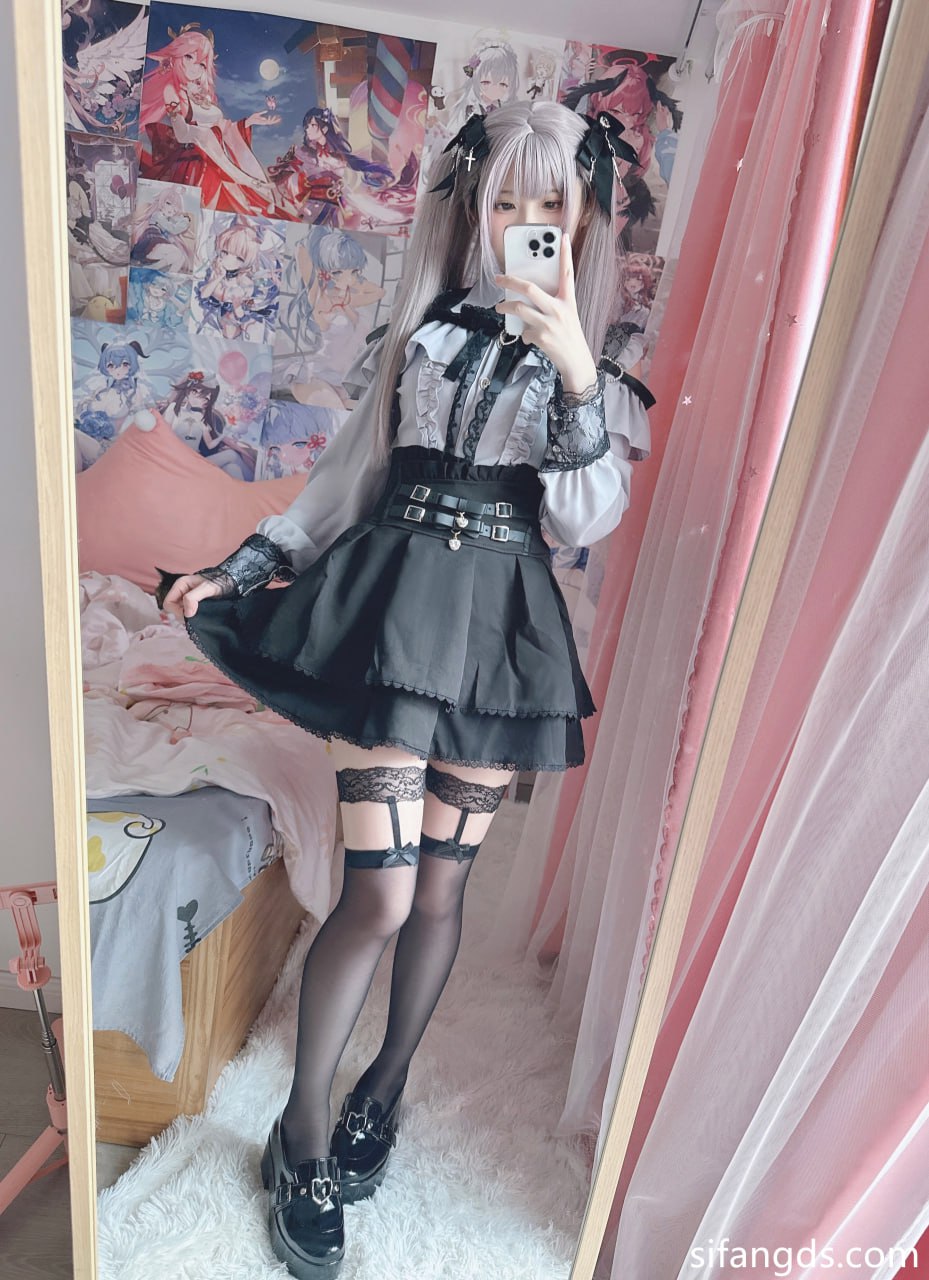 #习呆呆   2025年7月 私服 标签🏷 #萝莉 #粉嫩 #福利姬 - 写真摄影作品第19张照片，photo 47472
