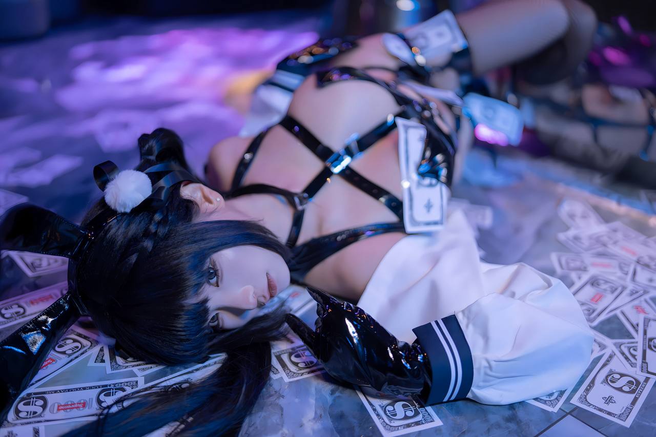 #蠢沫沫 学妹的兼职 [136P,130Gif,1V 3.17Gb] 标签🏷️#白虎 #蜜桃臀 #馒头穴 - 写真摄影作品第82张照片，photo 32691