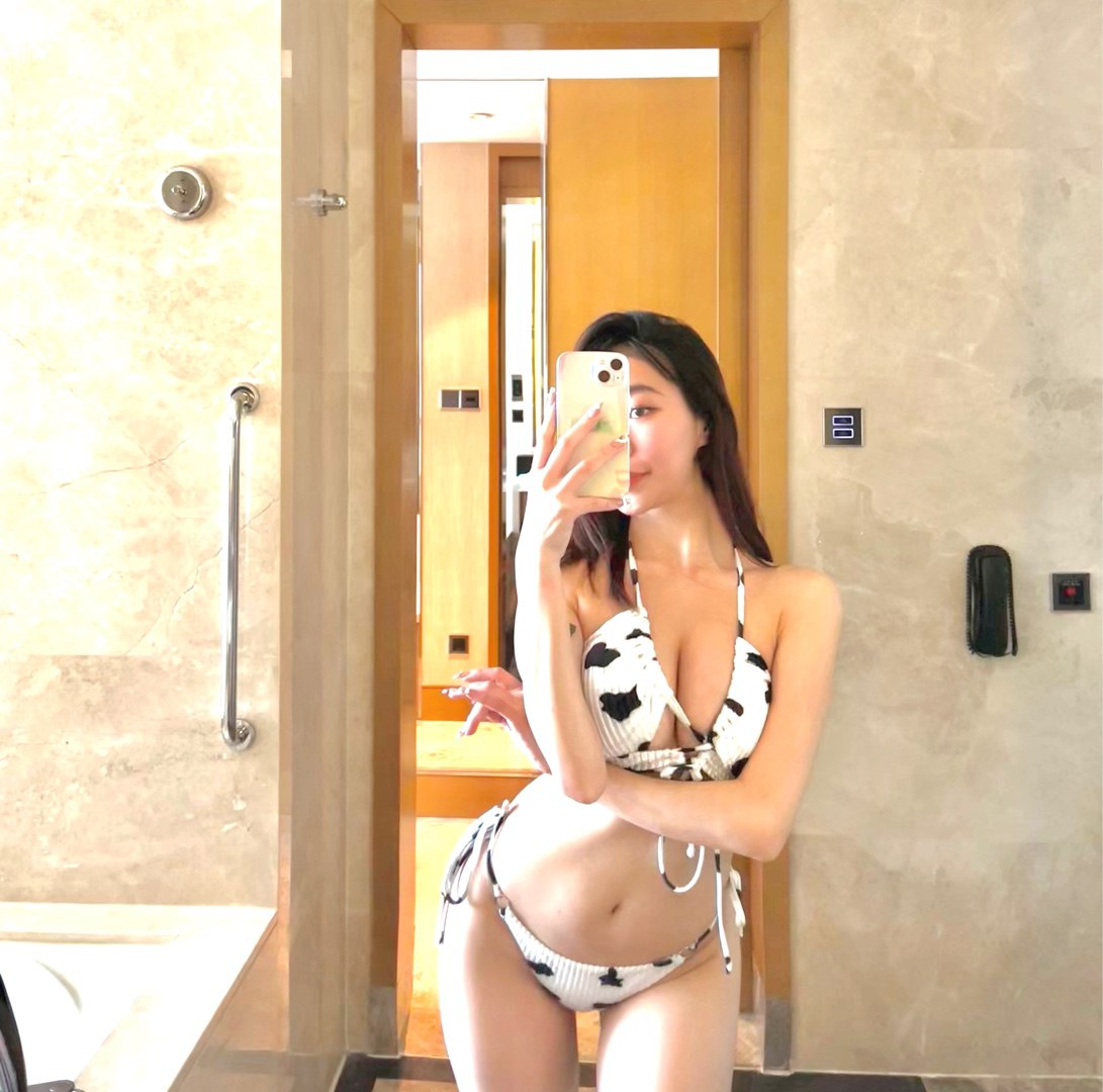 抖音20W粉 #小猫咪Ck 微密圈No.012期 奶牛内衣【16P】 - 写真摄影作品第10张照片，photo 138902