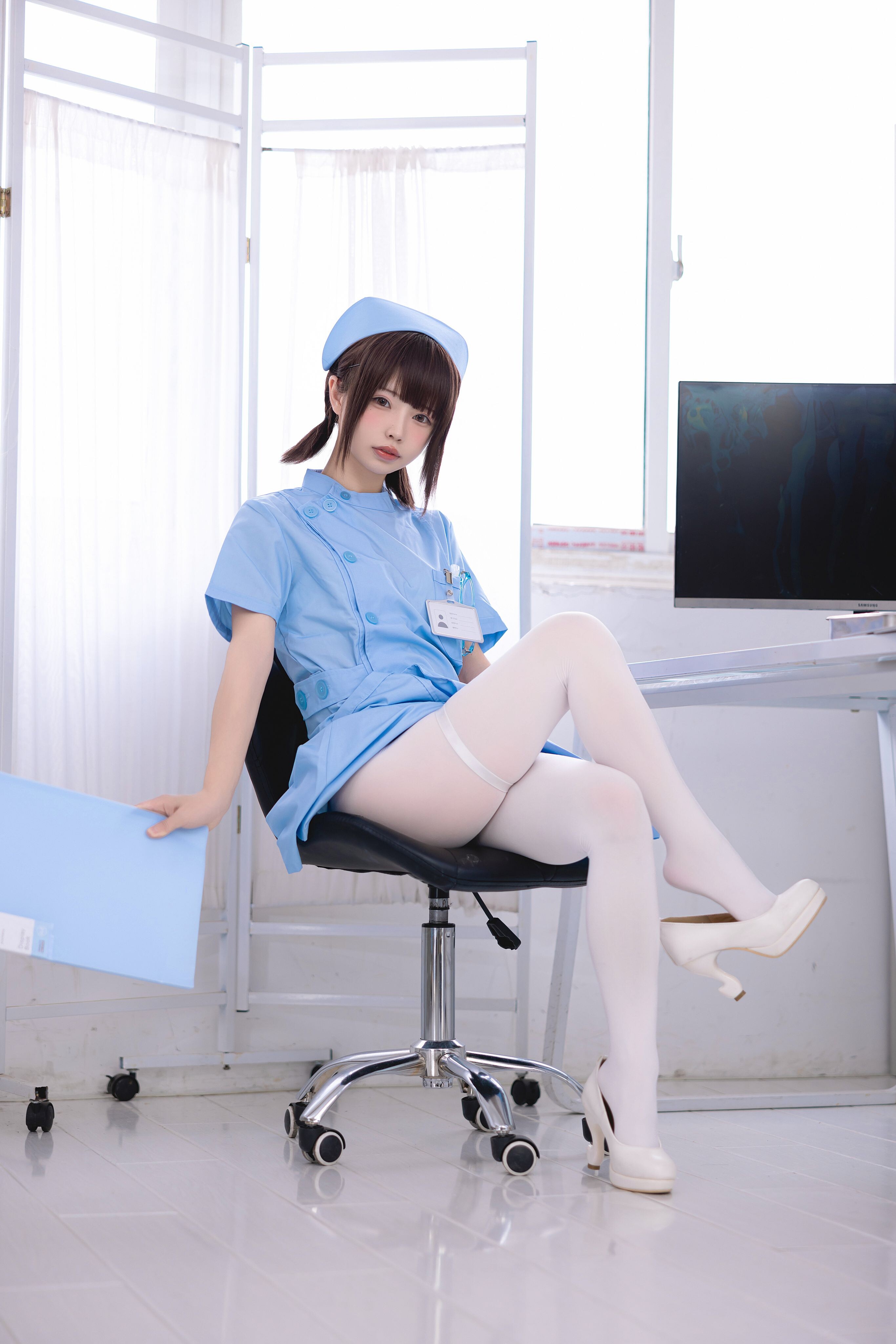 十万珍吱伏特   护理实习生 [155P1V 1.38G] - 写真摄影作品第144张照片，1-110