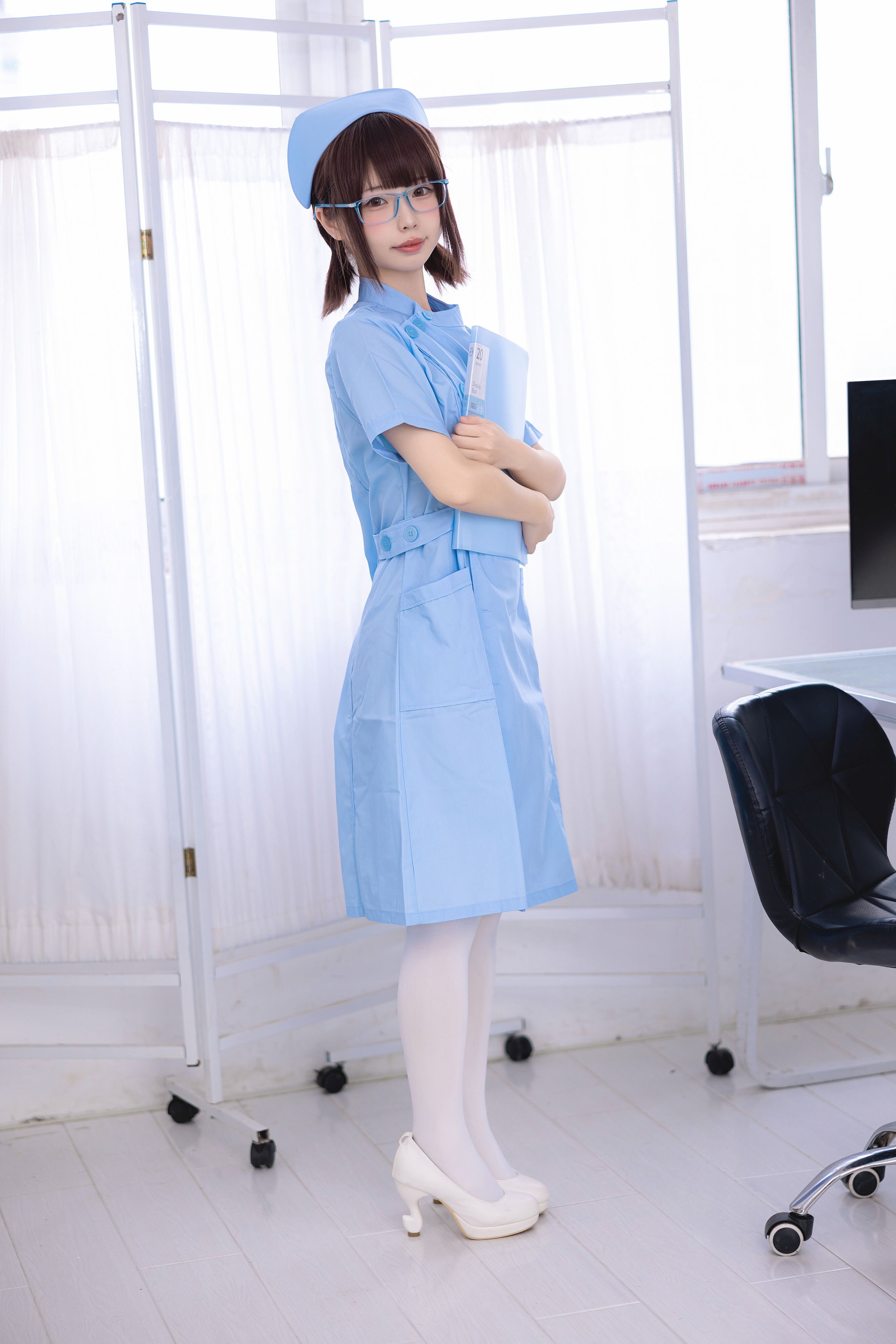 十万珍吱伏特   护理实习生 [155P1V 1.38G] - 写真摄影作品第27张照片，1-76