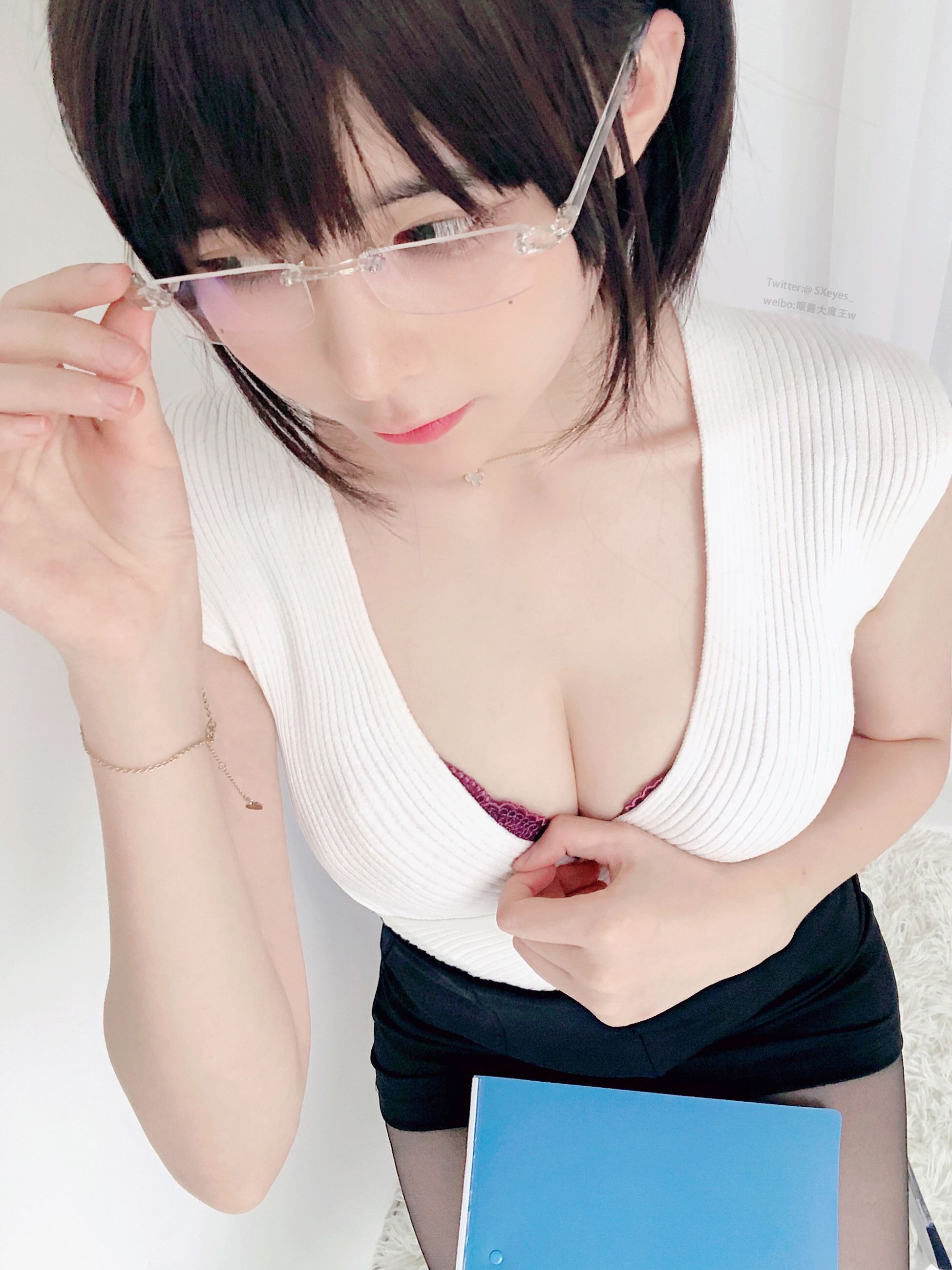眼酱大魔王w - 办公小姐姐w - 写真摄影作品第9张照片，a6067bf5a1319c391835c