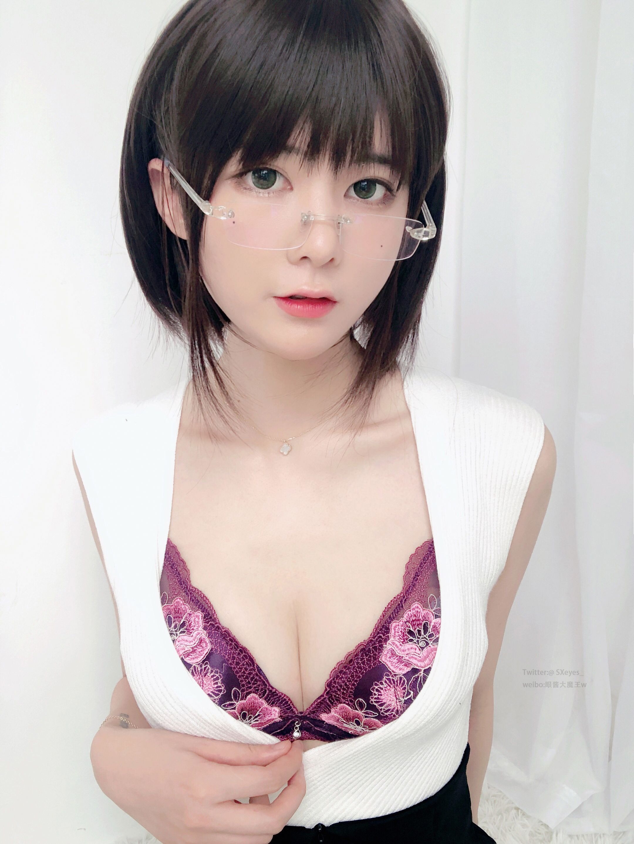 眼酱大魔王w - 办公小姐姐w - 写真摄影作品第3张照片，d3daf07b747d42538594f