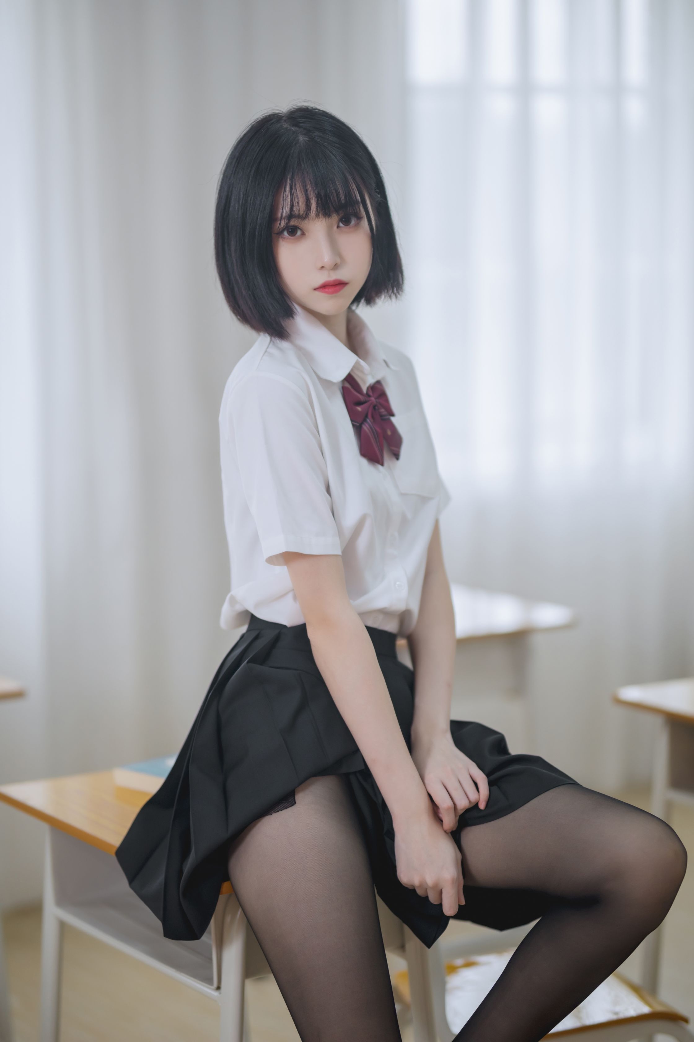 许岚 - 教室jk黑丝 - 写真摄影作品第17张照片，98665a3ebfebc06f37147